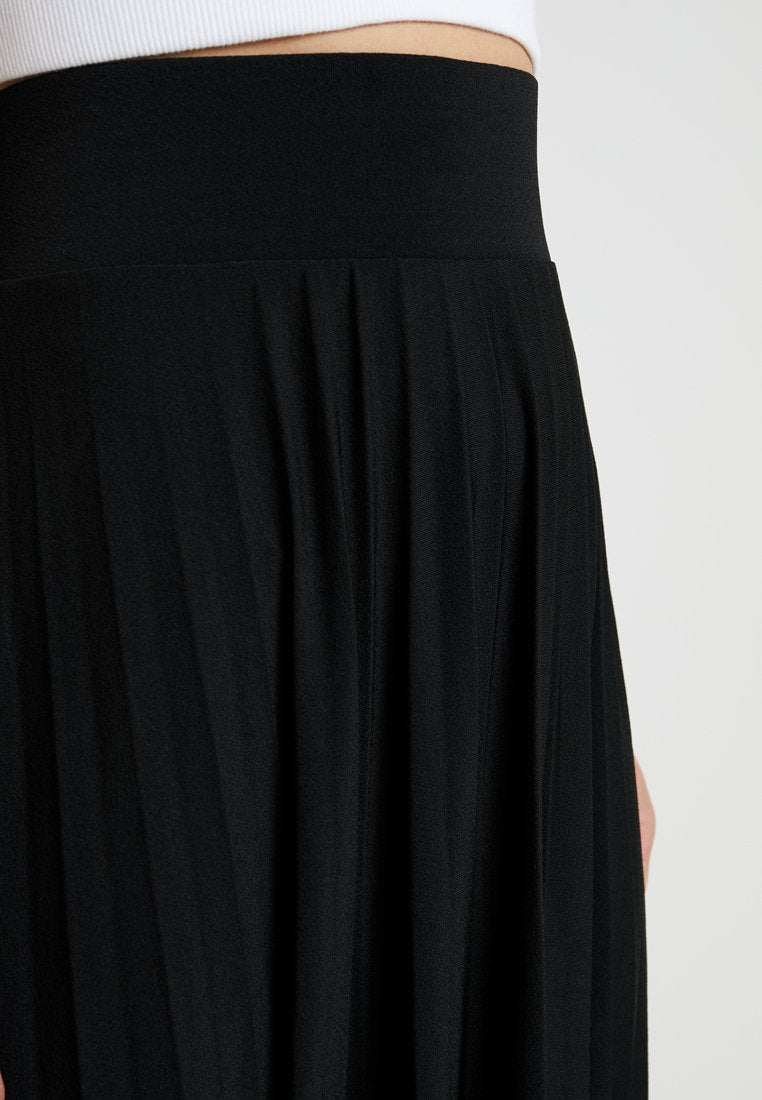 Pleated Skirt - Pleated Skirt
