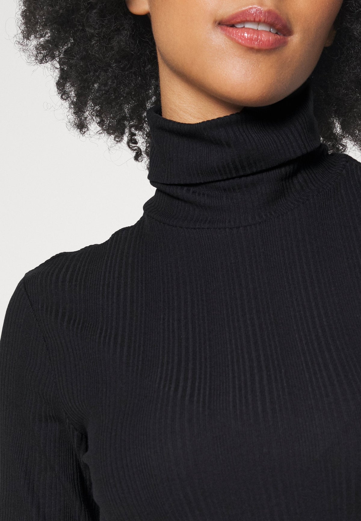 Basic T-Shirt - Black