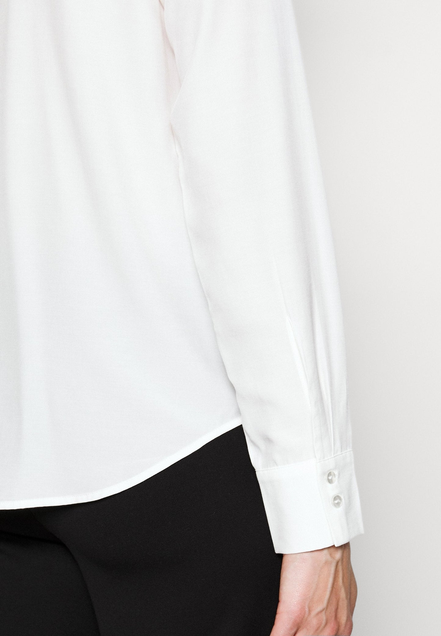 Blouse -White