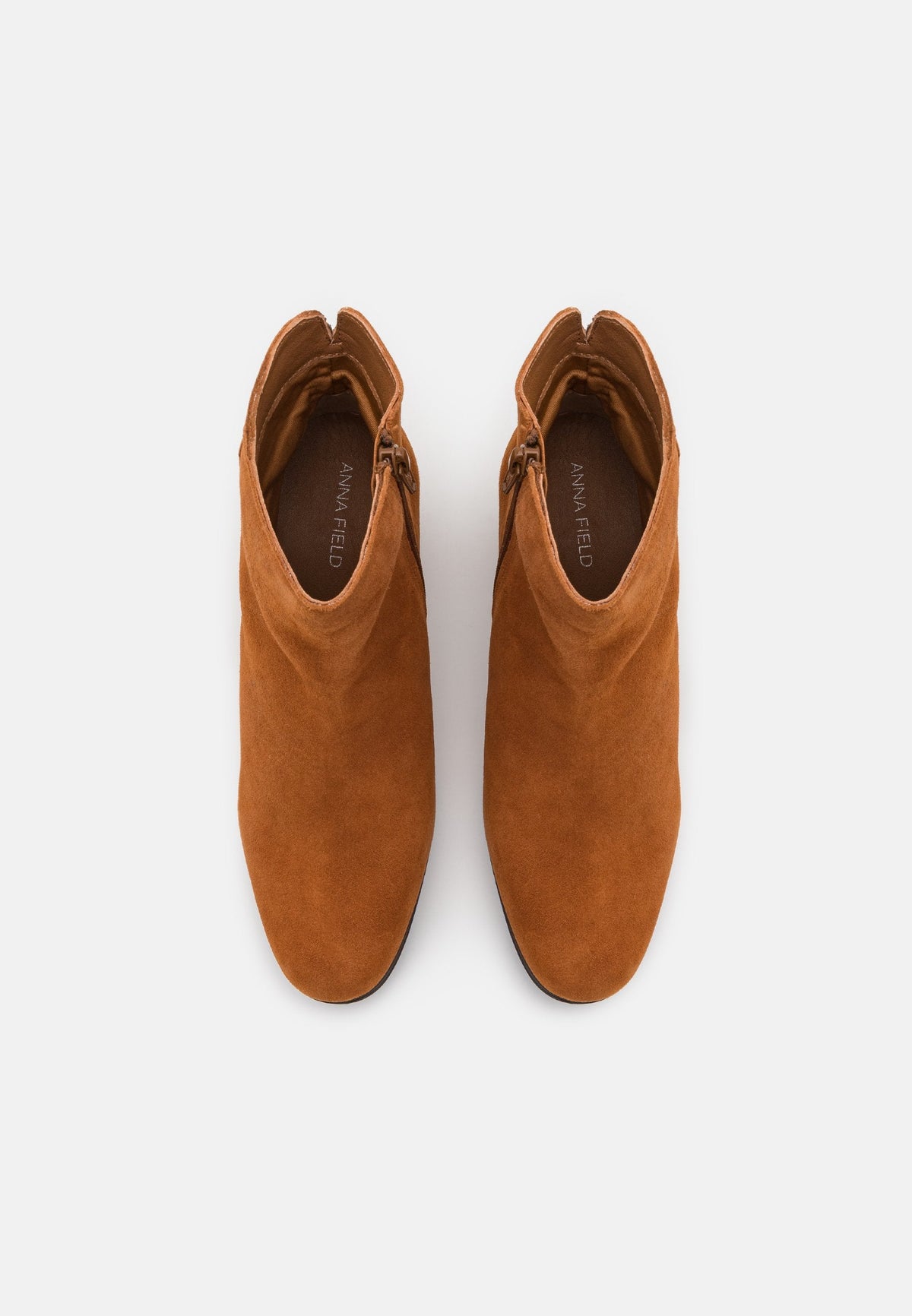 Leather - Classic Ankle Boots - Cognac
