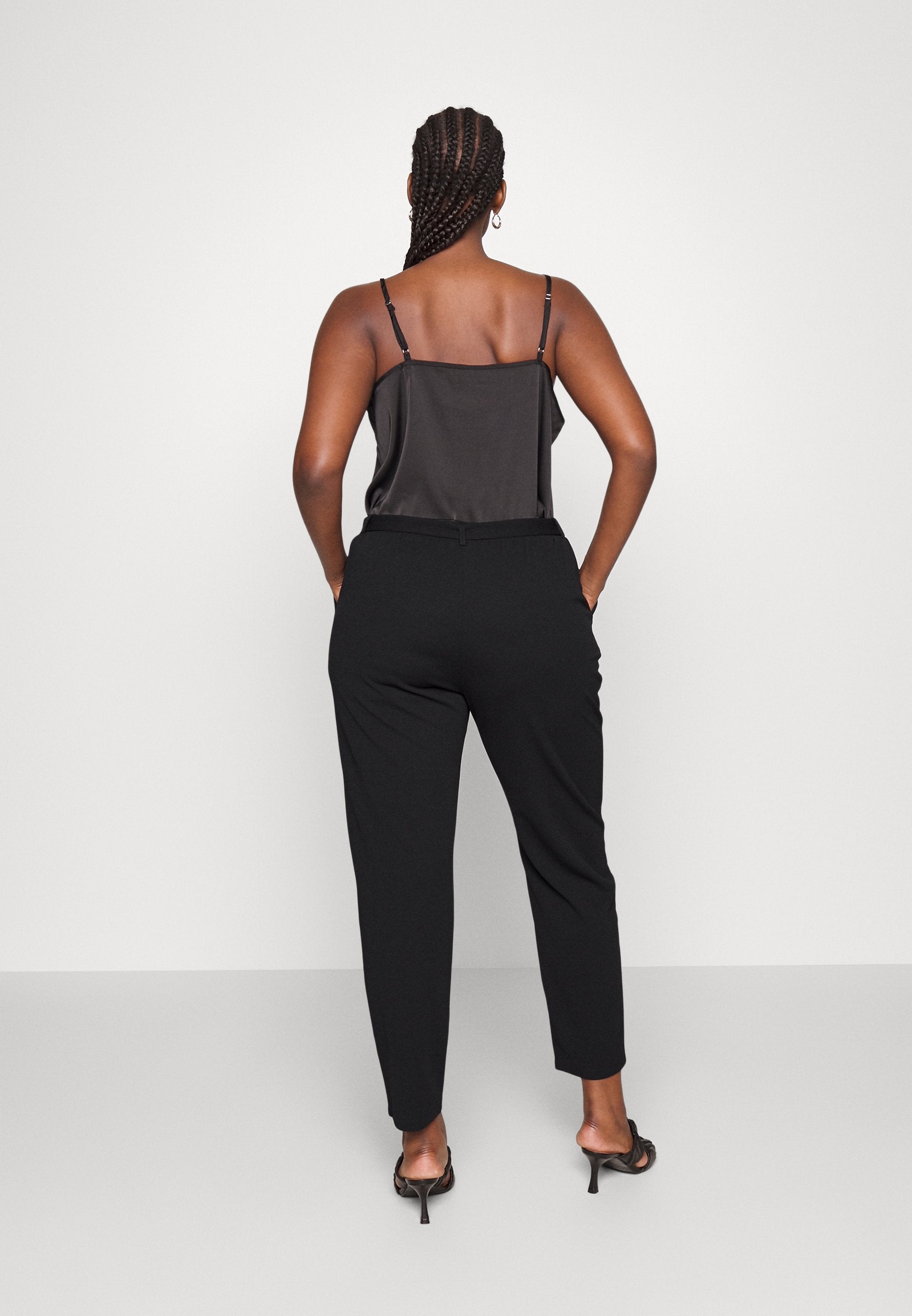  Trousers - Black