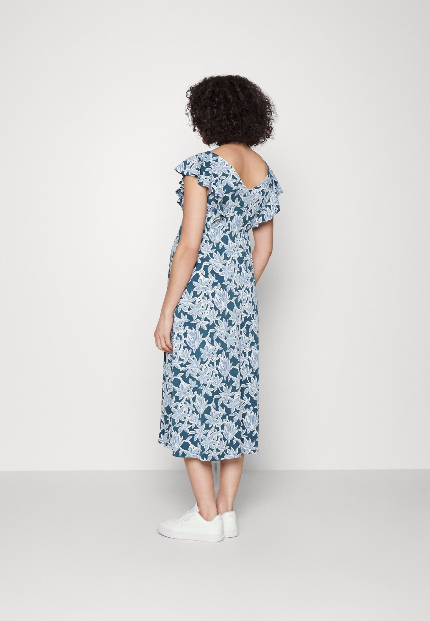  Midi V Flared Dress Witrh Ruffle Sleevees - Jersey Dress - Dark Blue/Blue