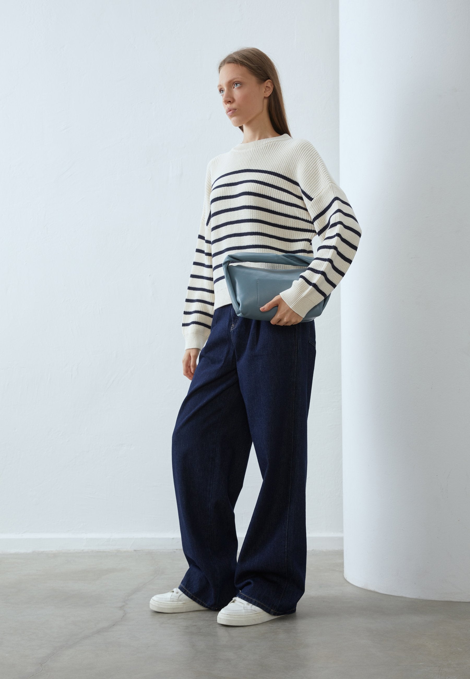 Anna Field Jumper - Off-white/dark Blue