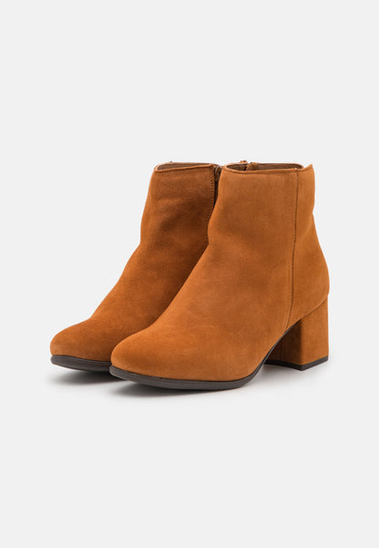  Leather - Classic Ankle Boots - Cognac