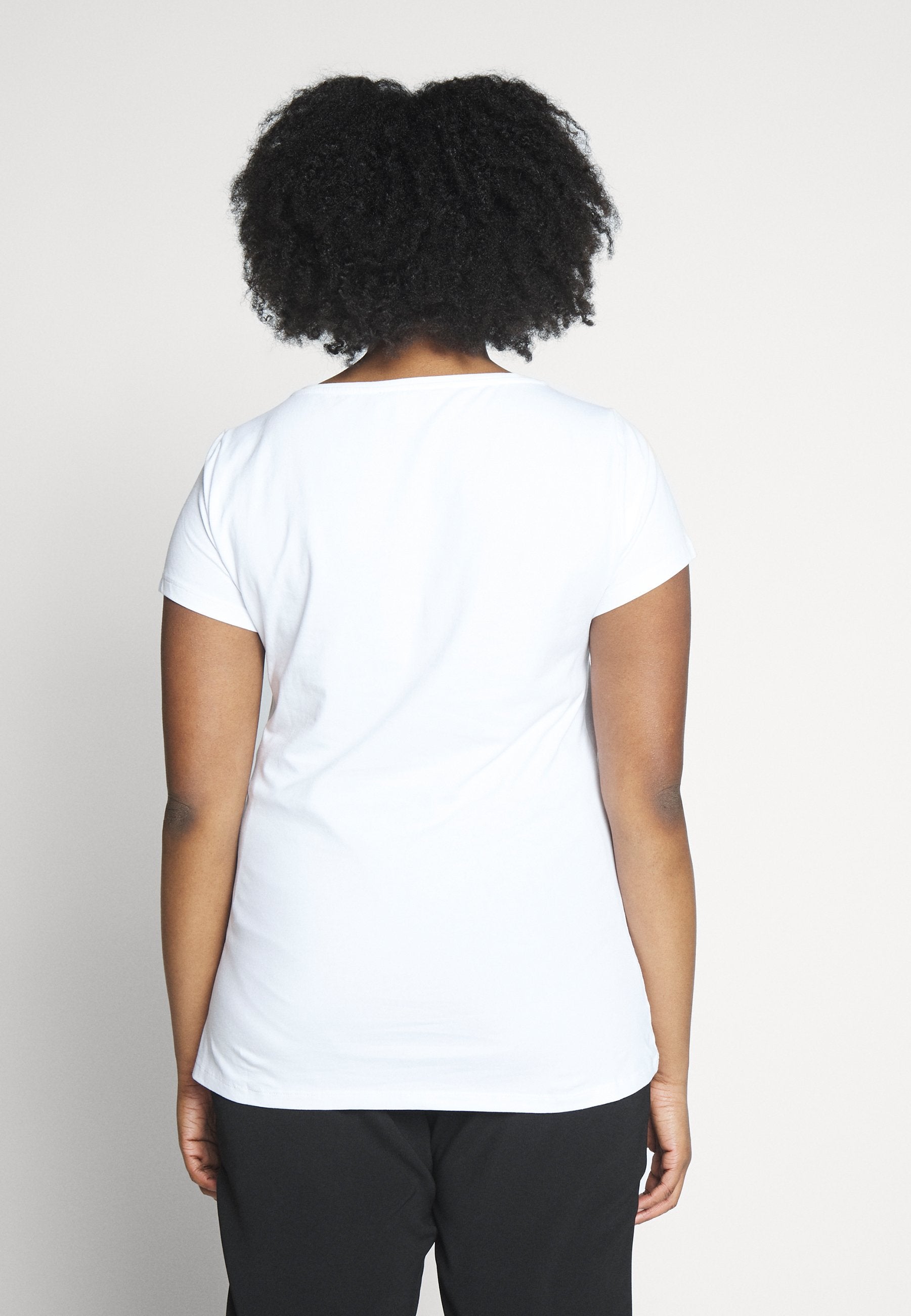  Basic T-Shirt - Black, White