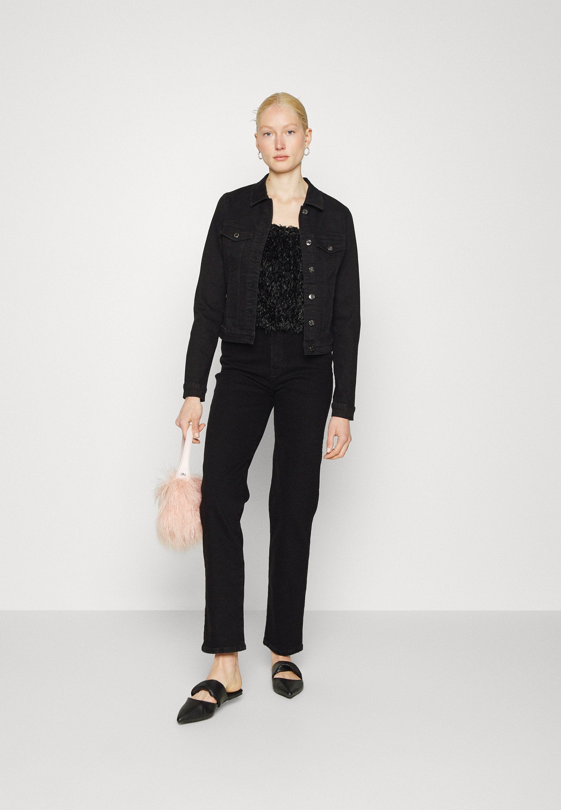  Straight Leg Jeans - Straight Leg Jeans