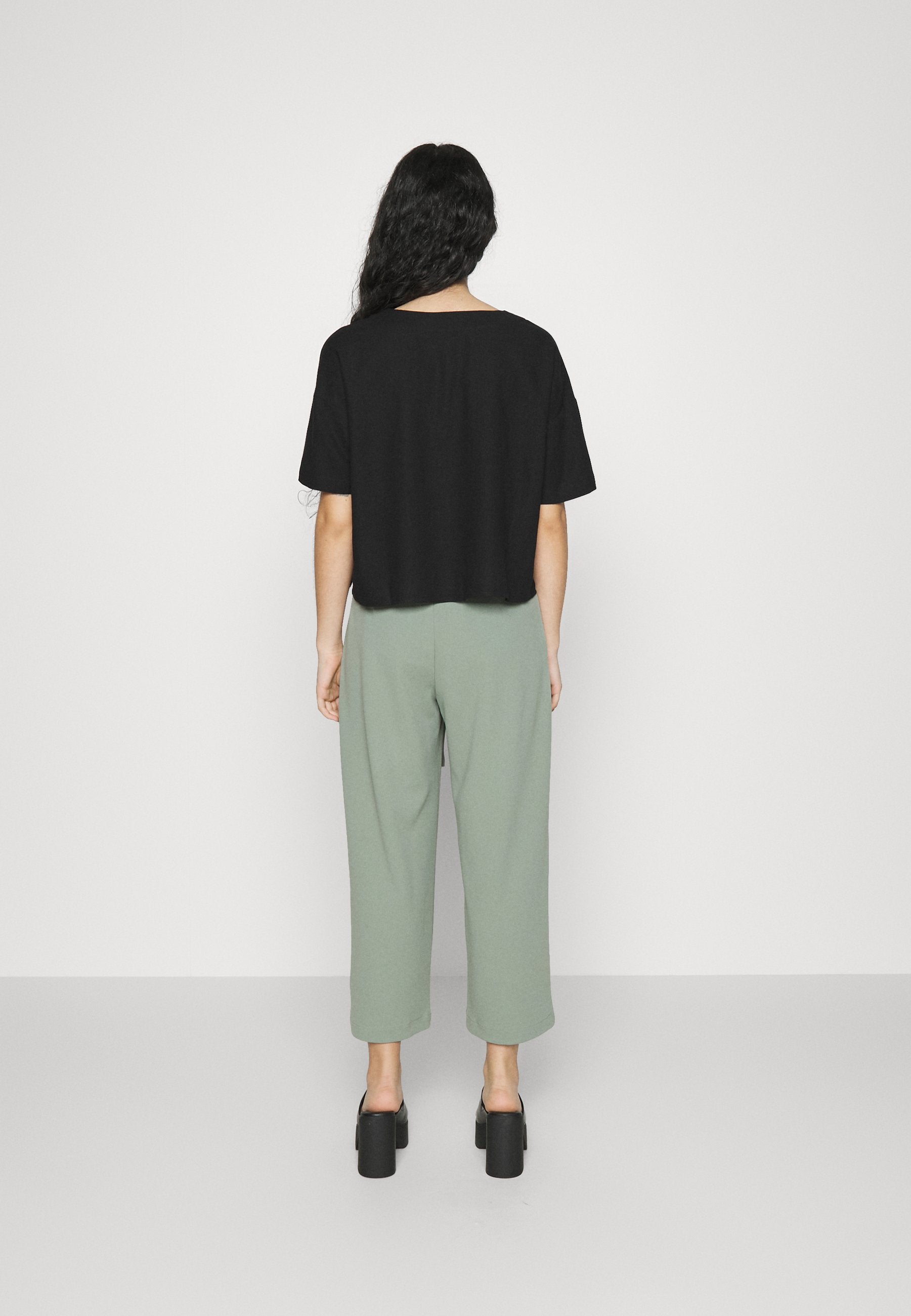  Circular Petite - Trousers