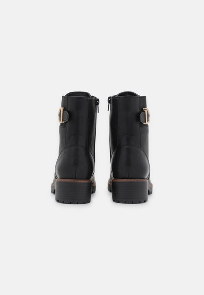 Lace-Up Ankle Boots - Black