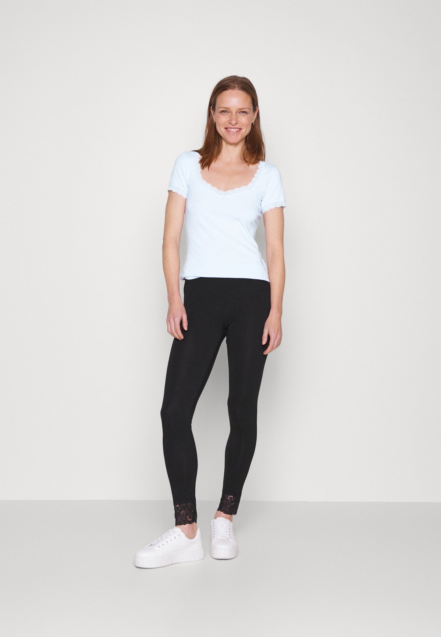 Anna Field Basic T-Shirt - Basic T-Shirt