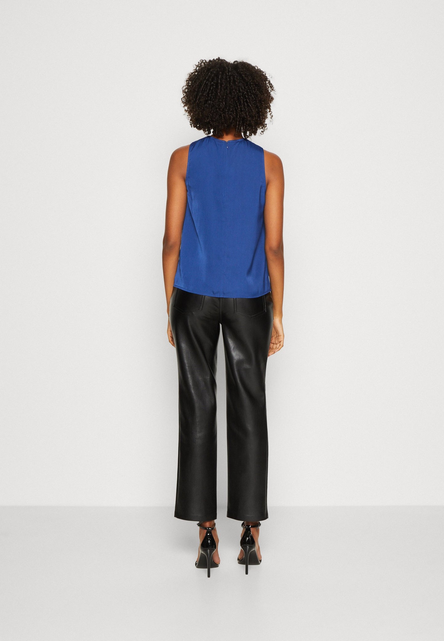 Anna Field Top - Blue