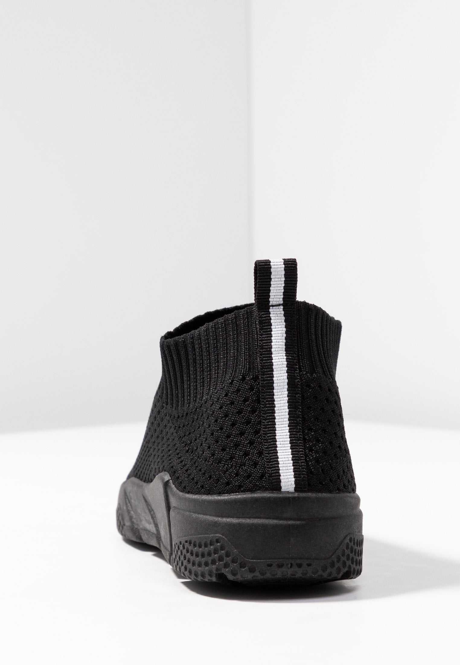 Anna Field Slip-Ons - Black
