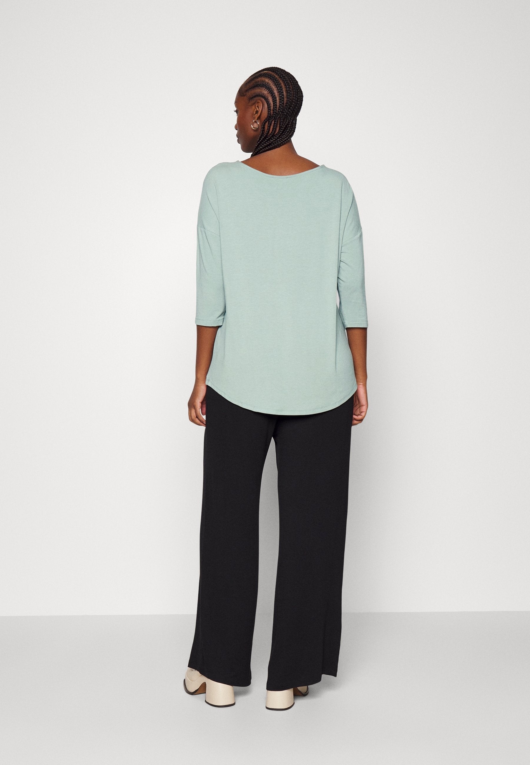  Long Sleeved Top - Light Green