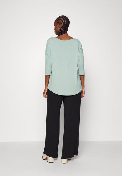  Long Sleeved Top - Light Green