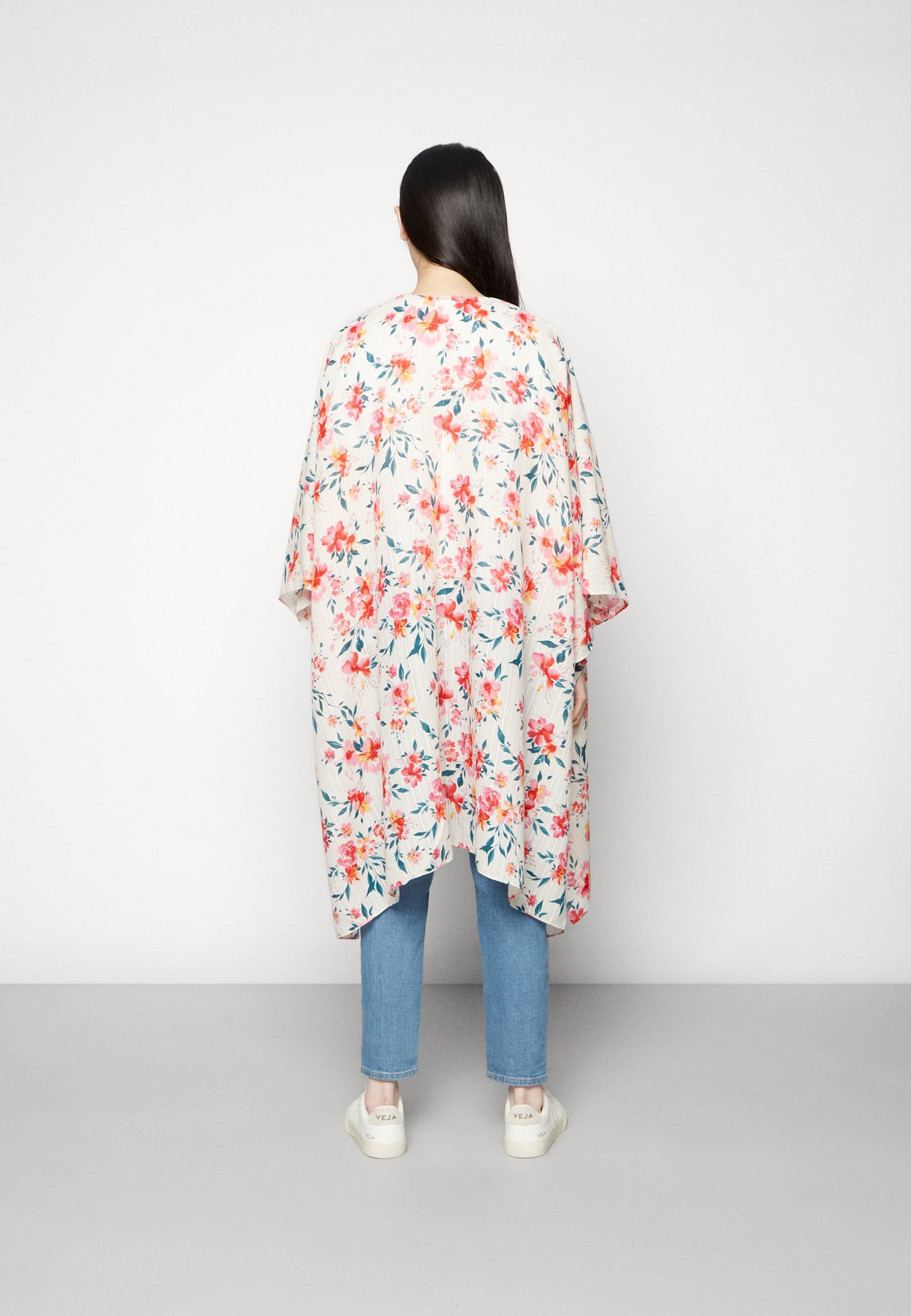Anna Field Cape - Red