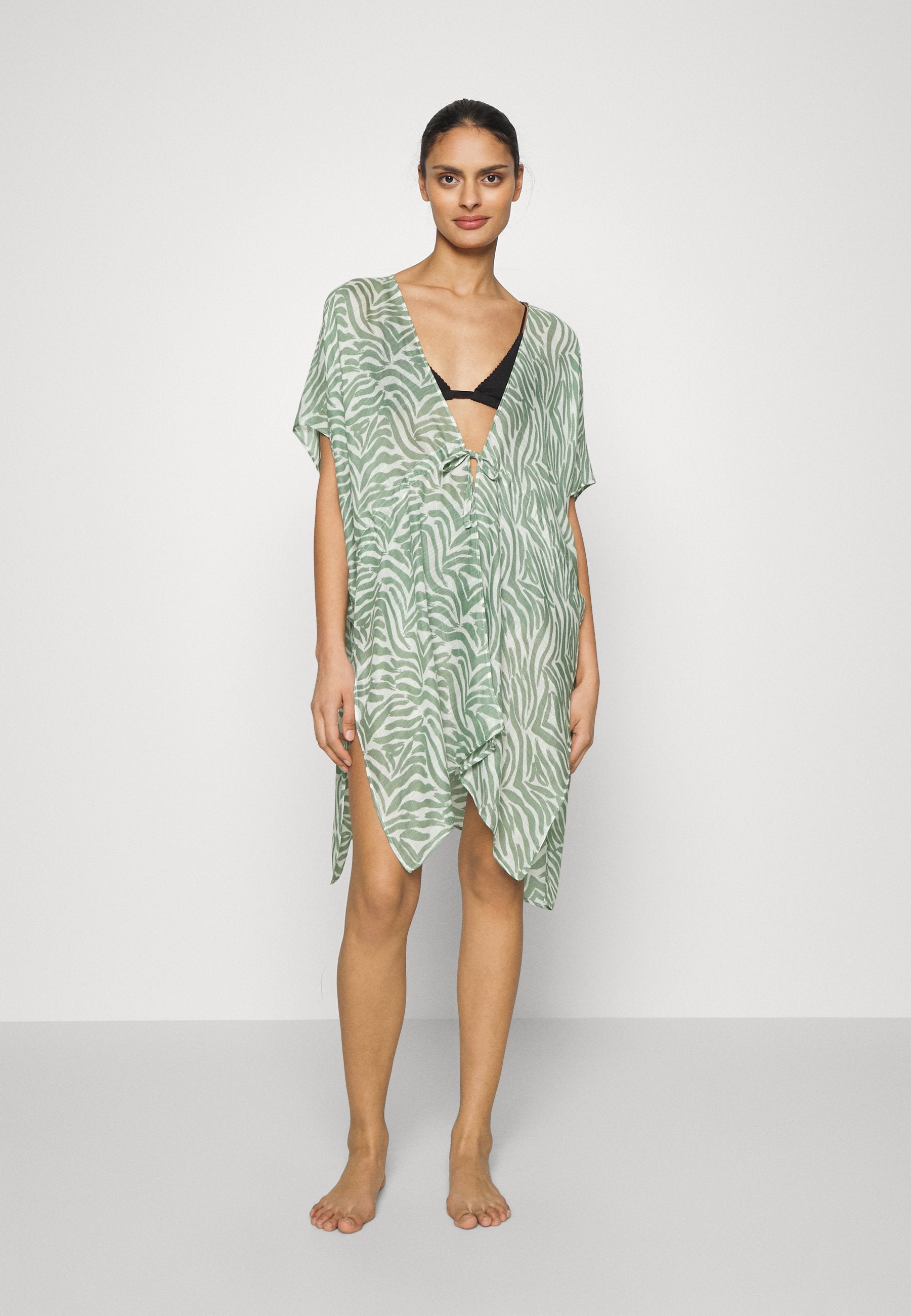 Anna Field PRINTED SHORT KIMONO - Beach Accessory - Khaki/off-white