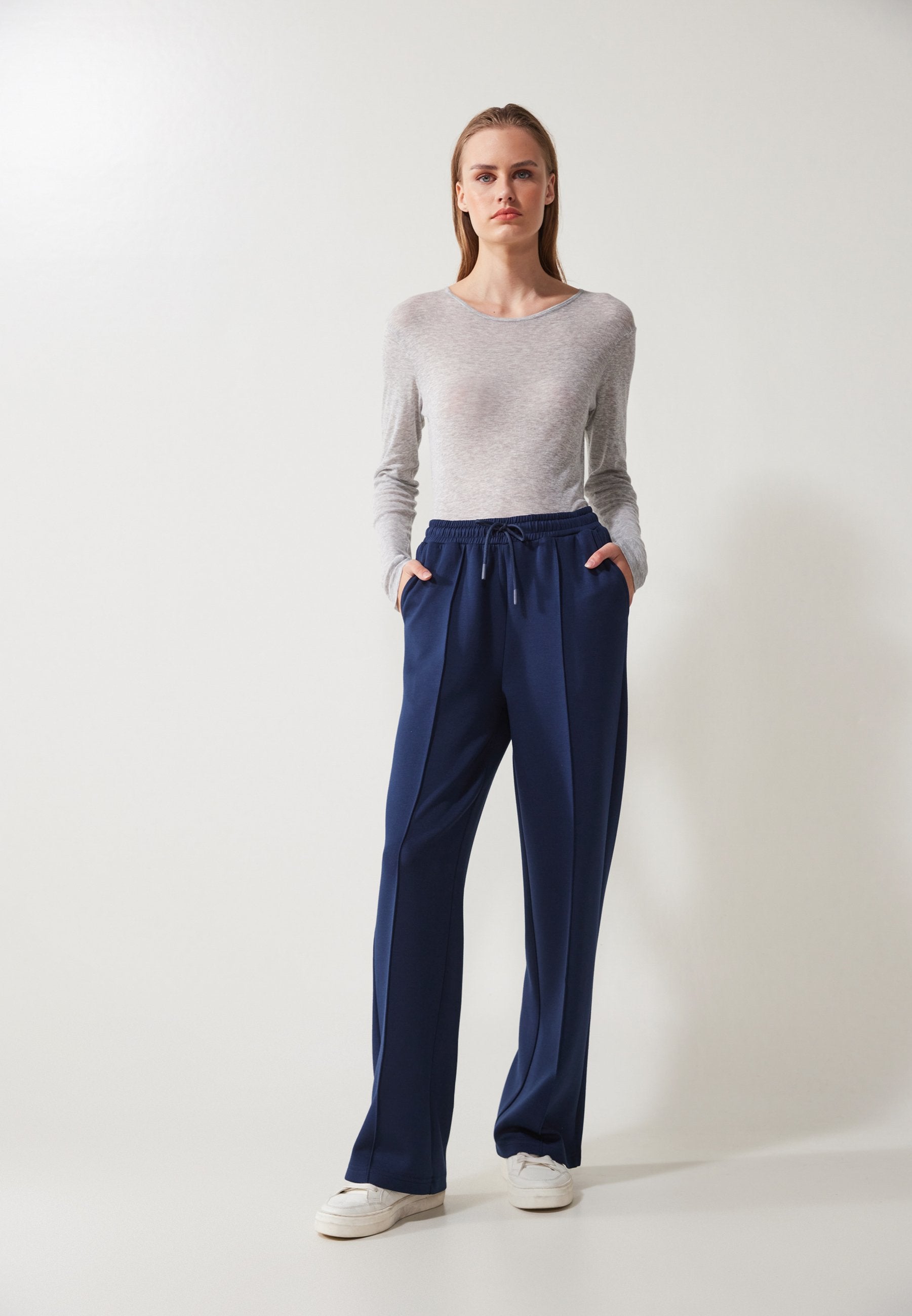 Anna Field SOFT JOGGER - Tracksuit Bottoms - Dark Blue