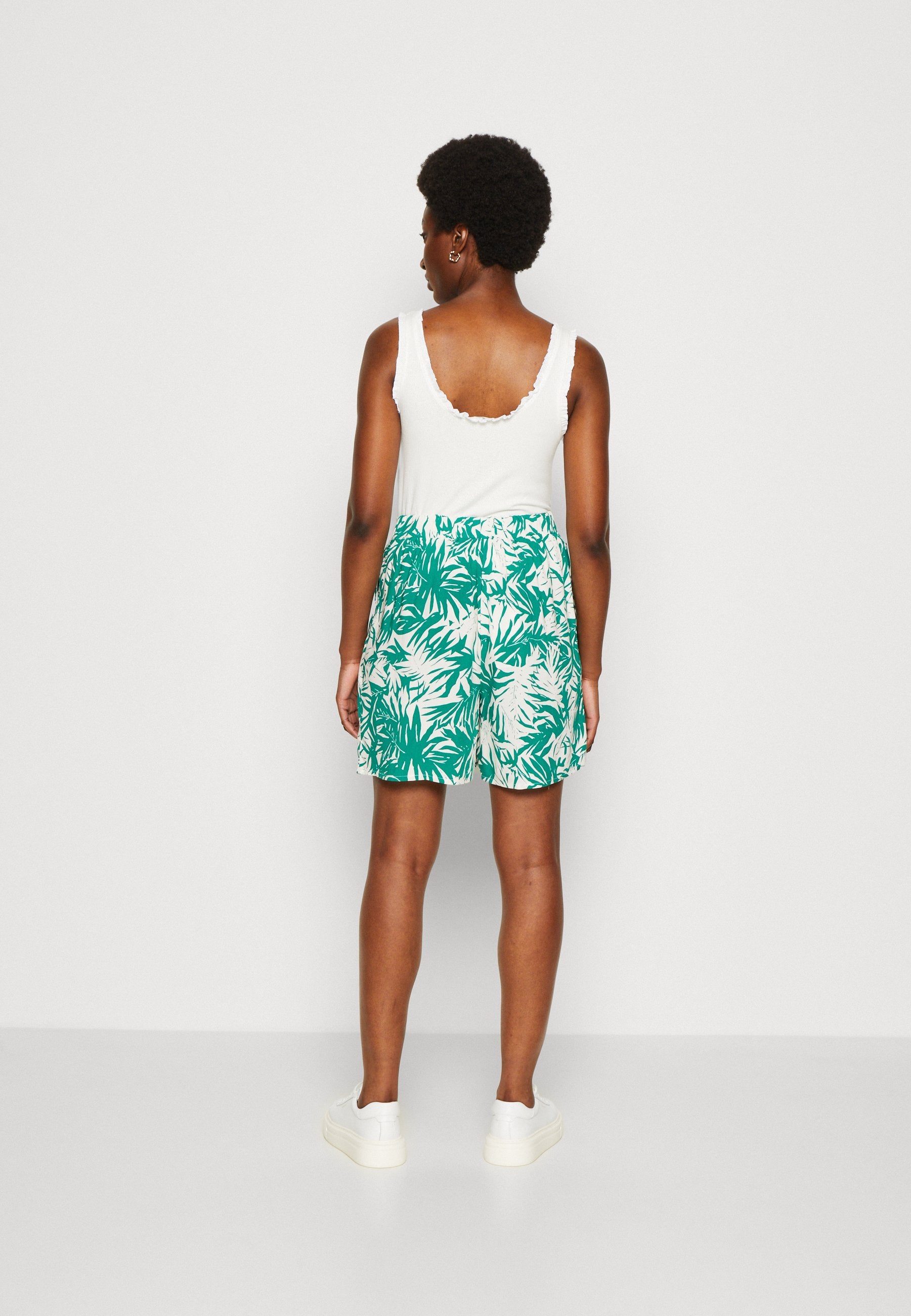 Anna Field Shorts - Green/Off White