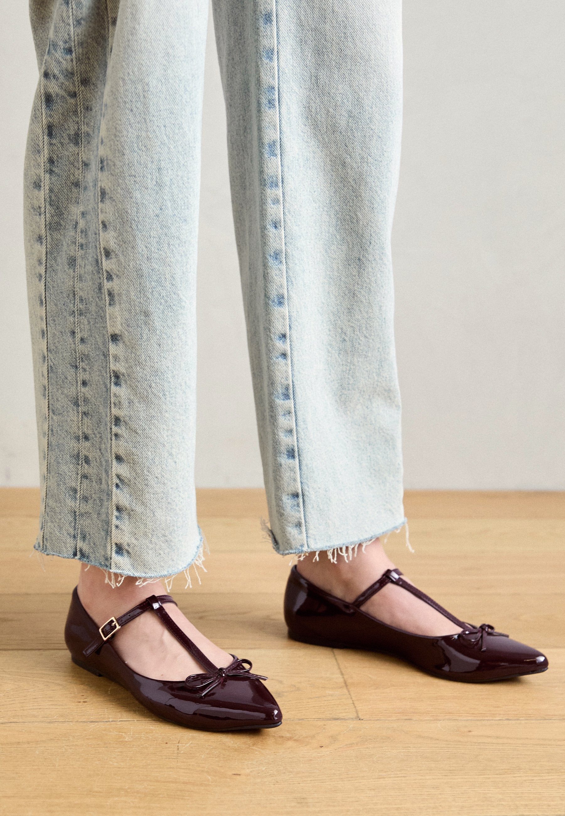  Ankle Strap Ballet Pumps - Dark Red