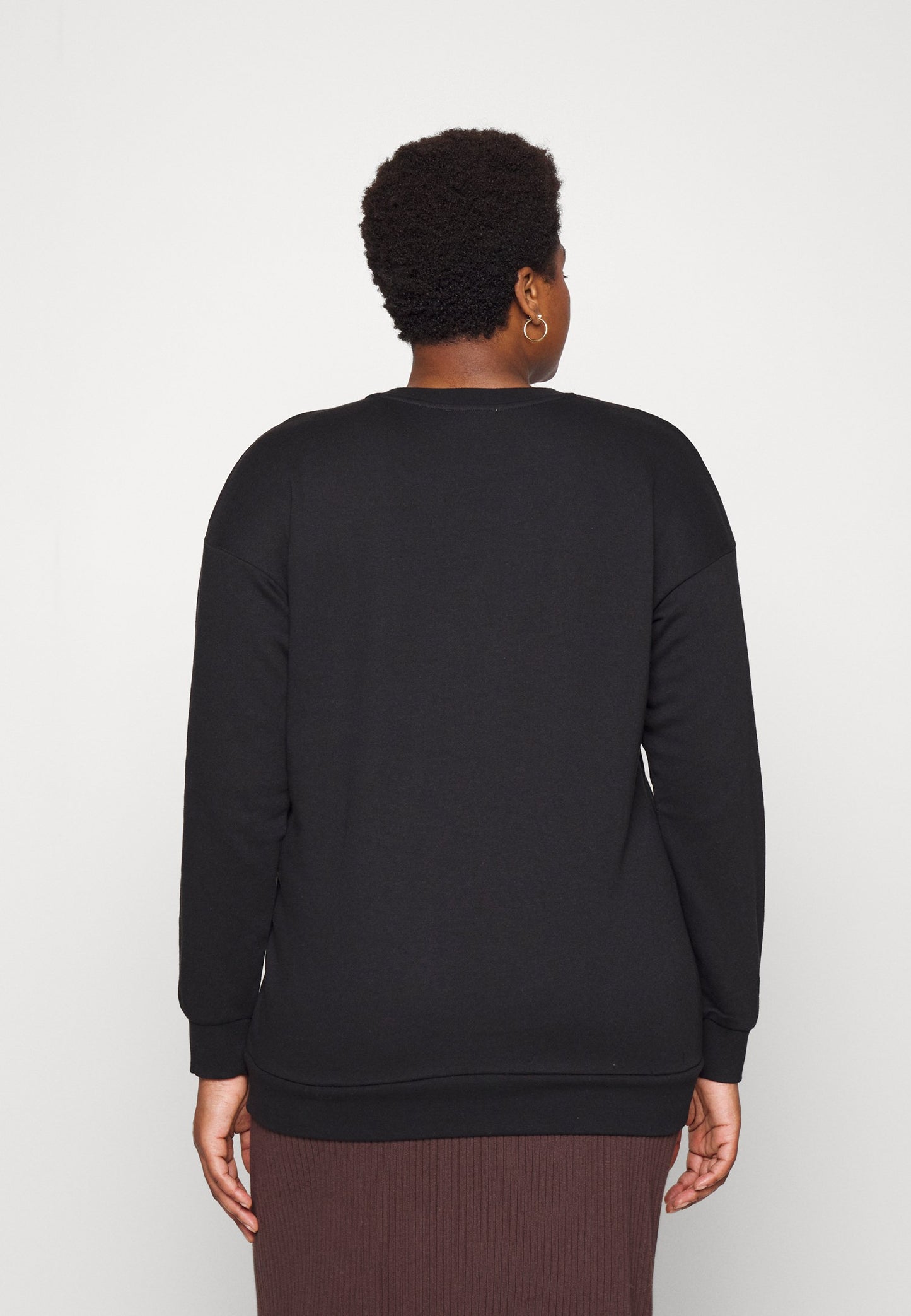  Cut Out Neck Fit - Sweatshirt -Black