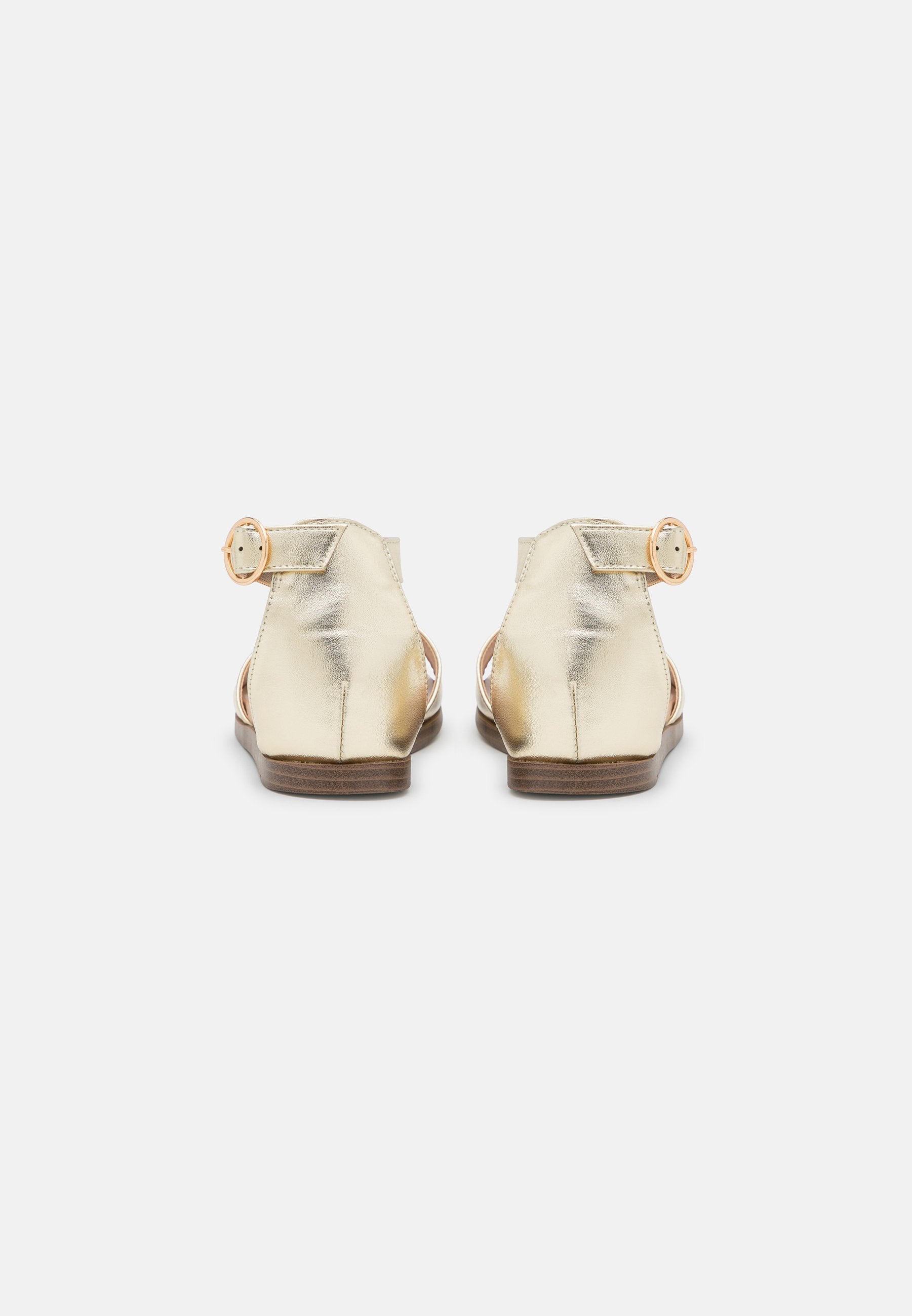  Sandals - Sandals