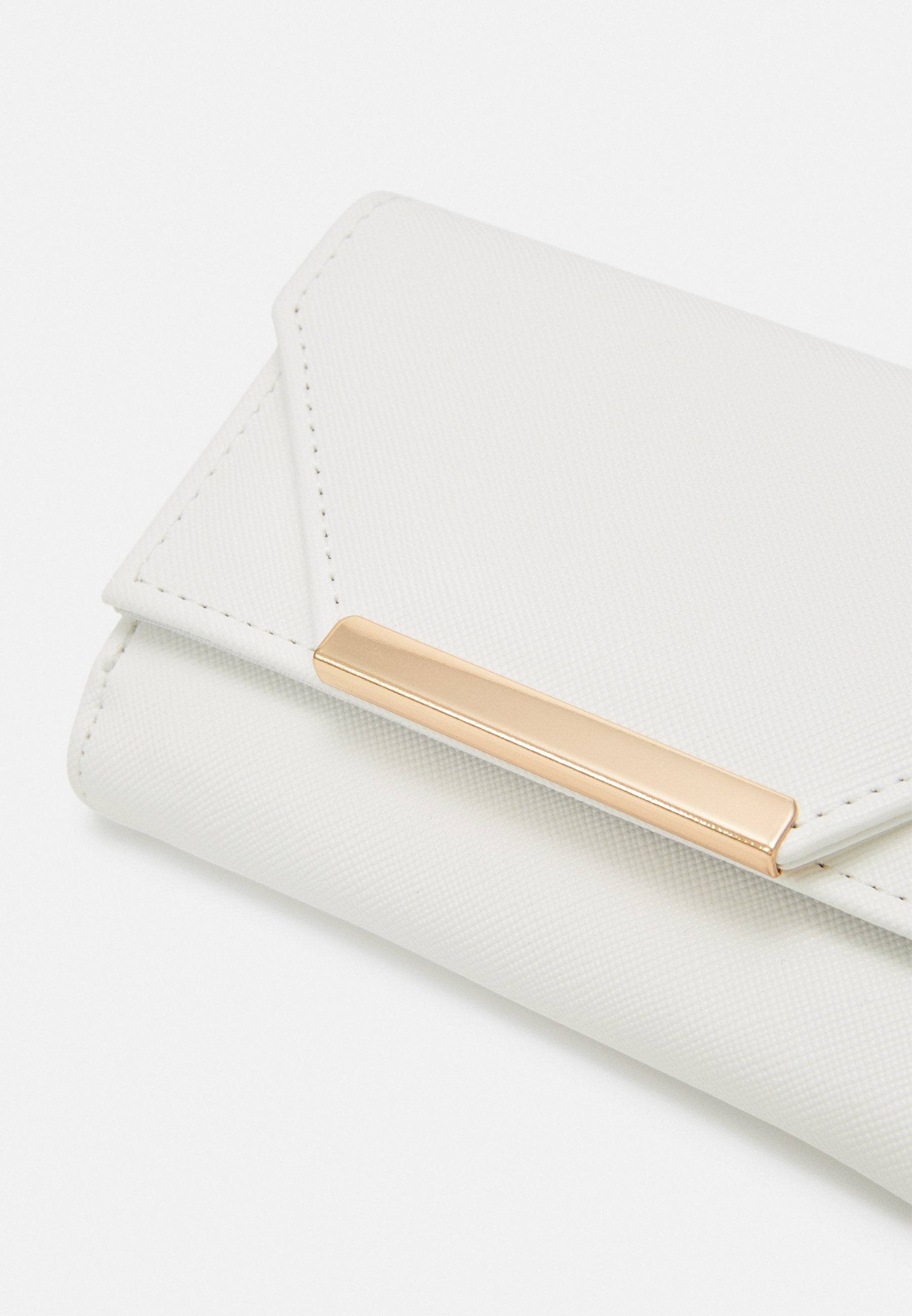 Anna Field Wallet - White