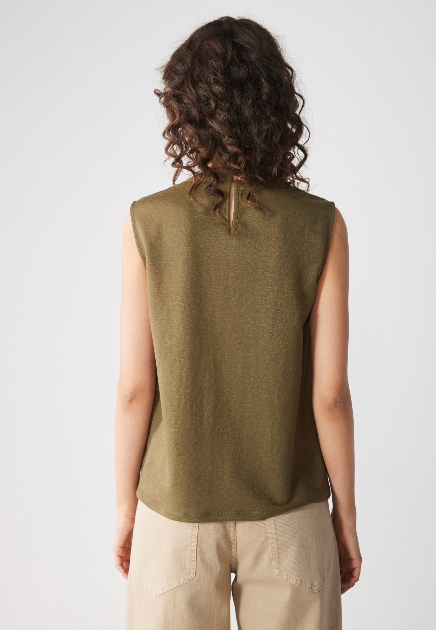 Anna Field Top - Dark Olive