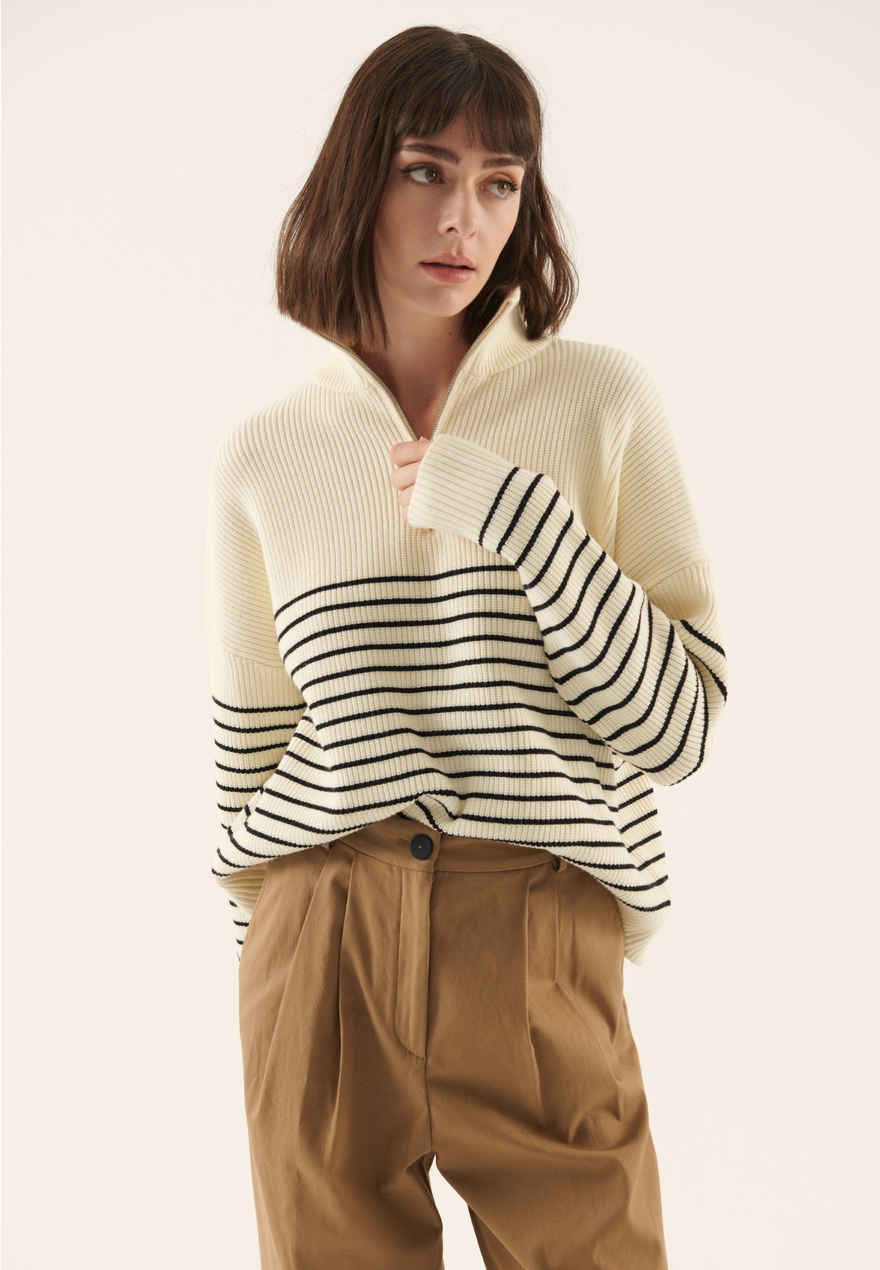 Anna Field Jumper - White/black