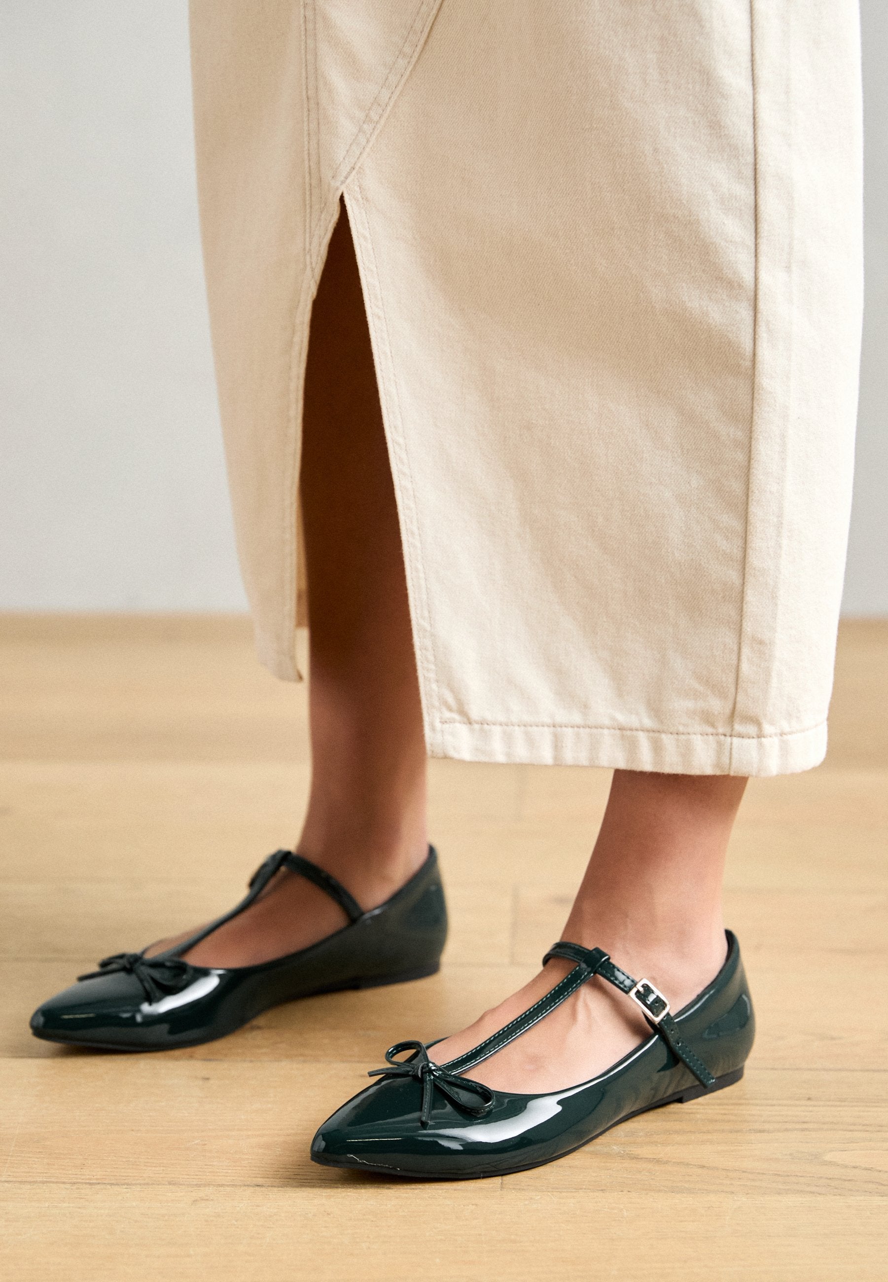  Ankle Strap Ballet Pumps - Dark Green