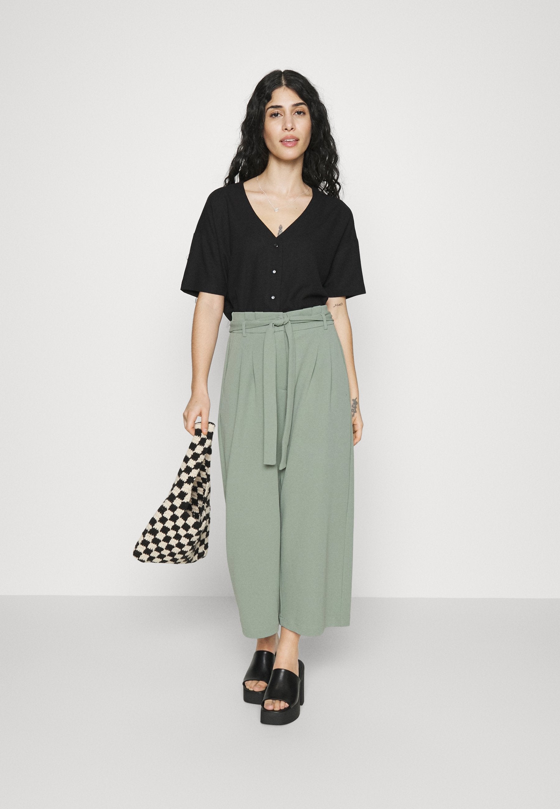  Circular Petite - Trousers