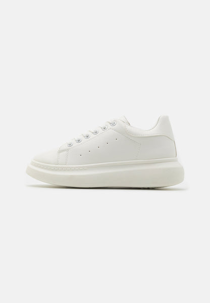 Anna Field Trainers - Gold