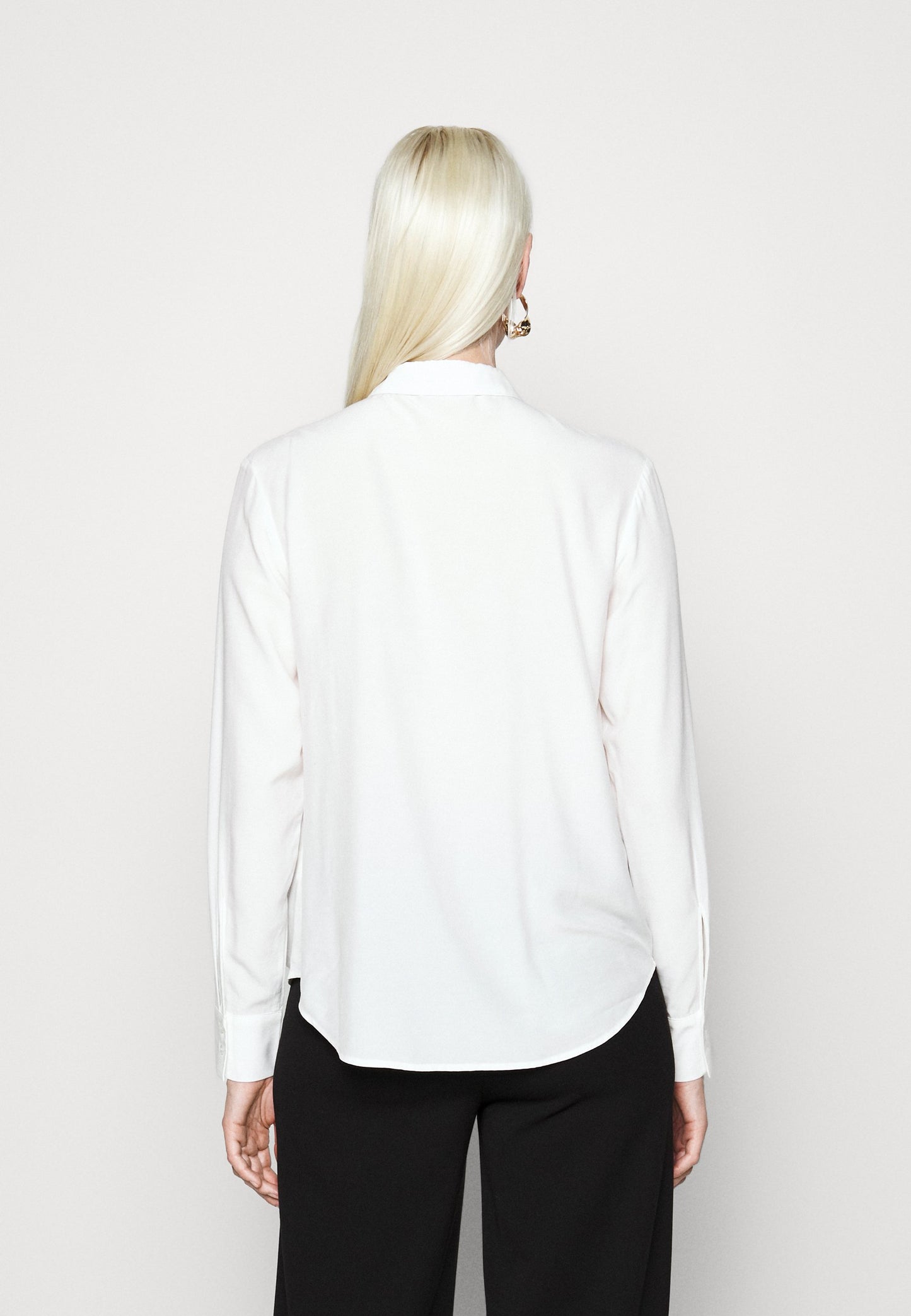  Blouse -White