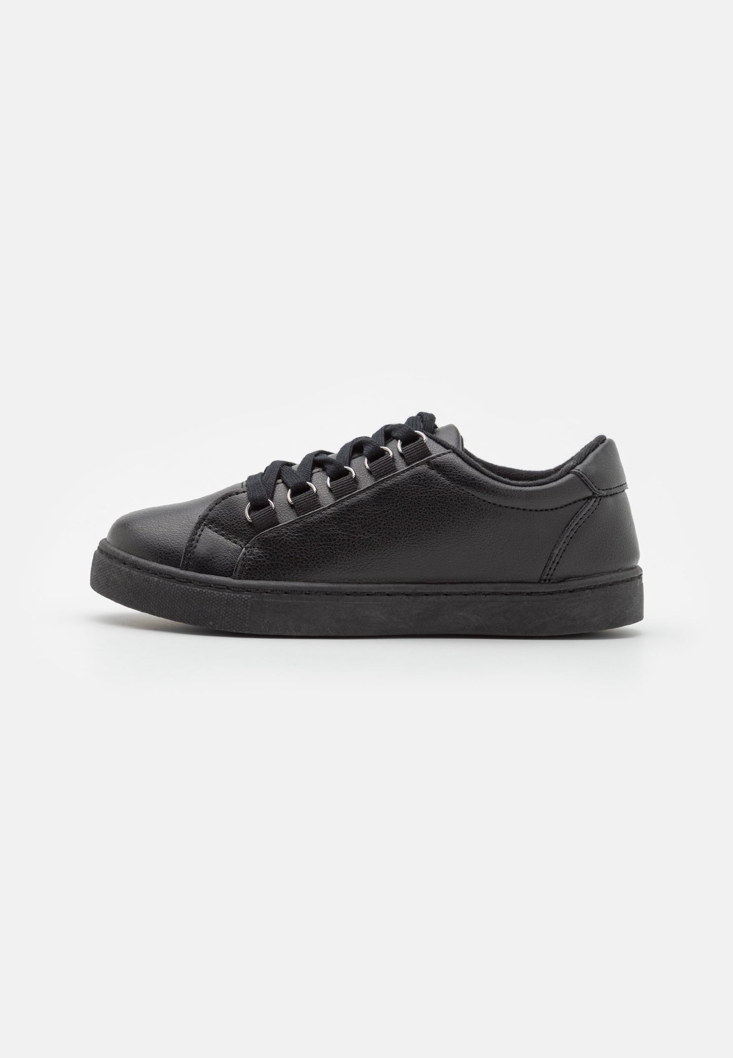 Anna Field Trainers - Trainers