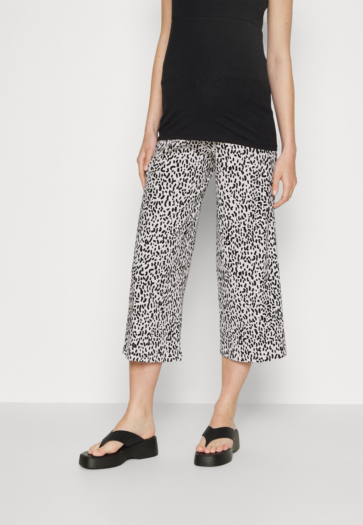  Trousers - Off-White/Black