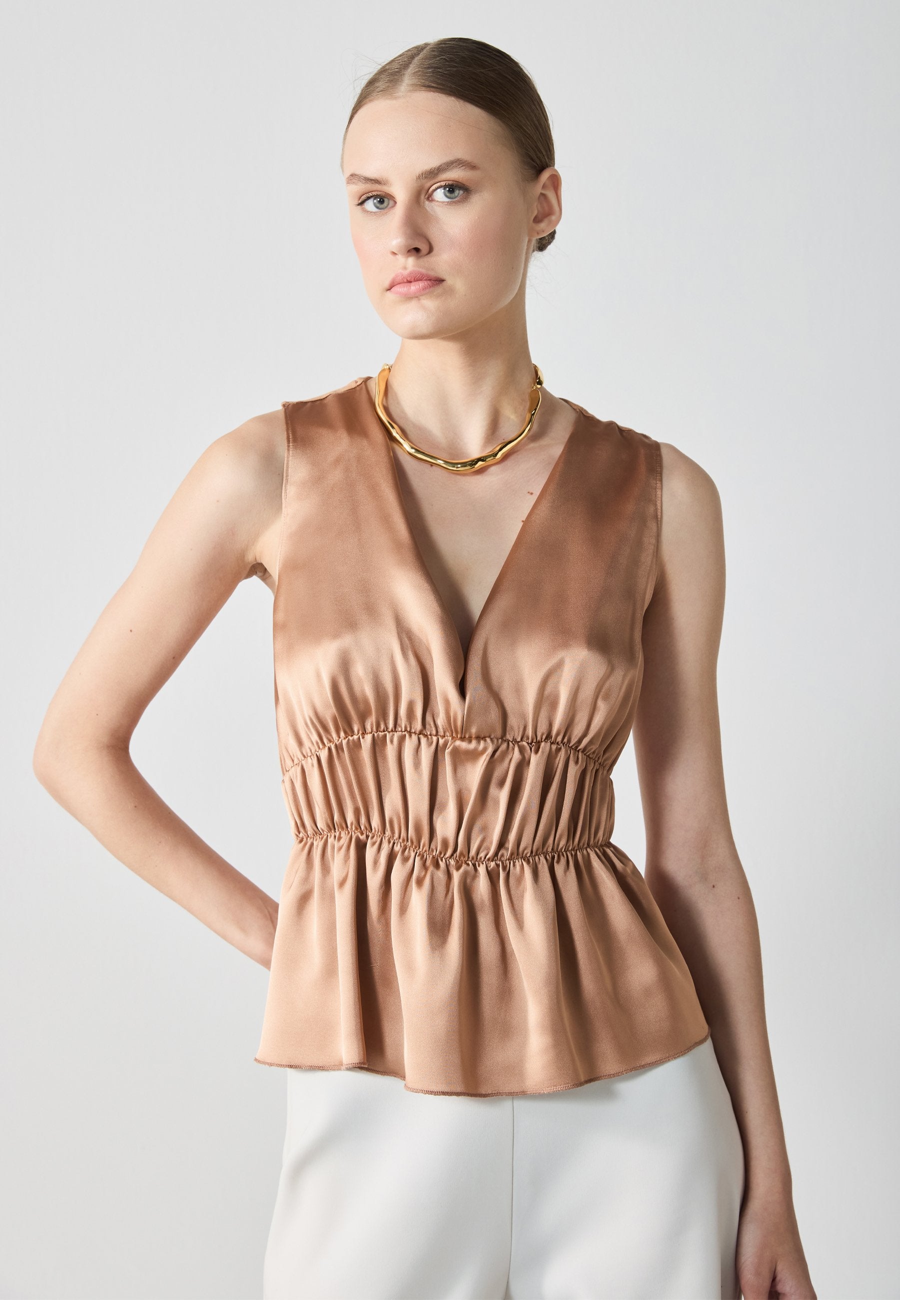 Anna Field Top - Tawny Brown