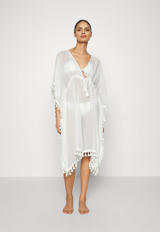 Anna Field Beach Accessory - White