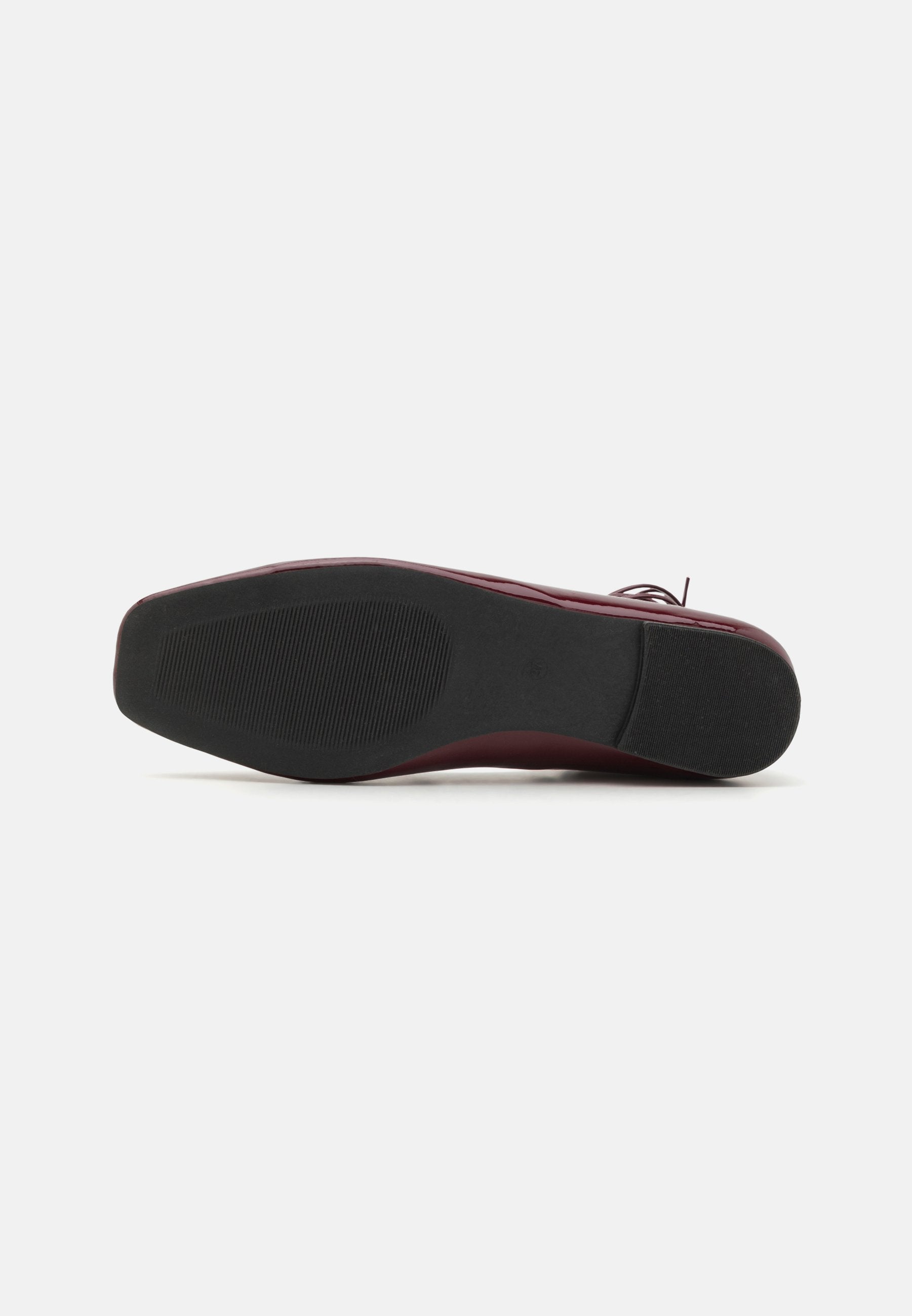  Ankle Strap Ballet Pumps - Bordeaux