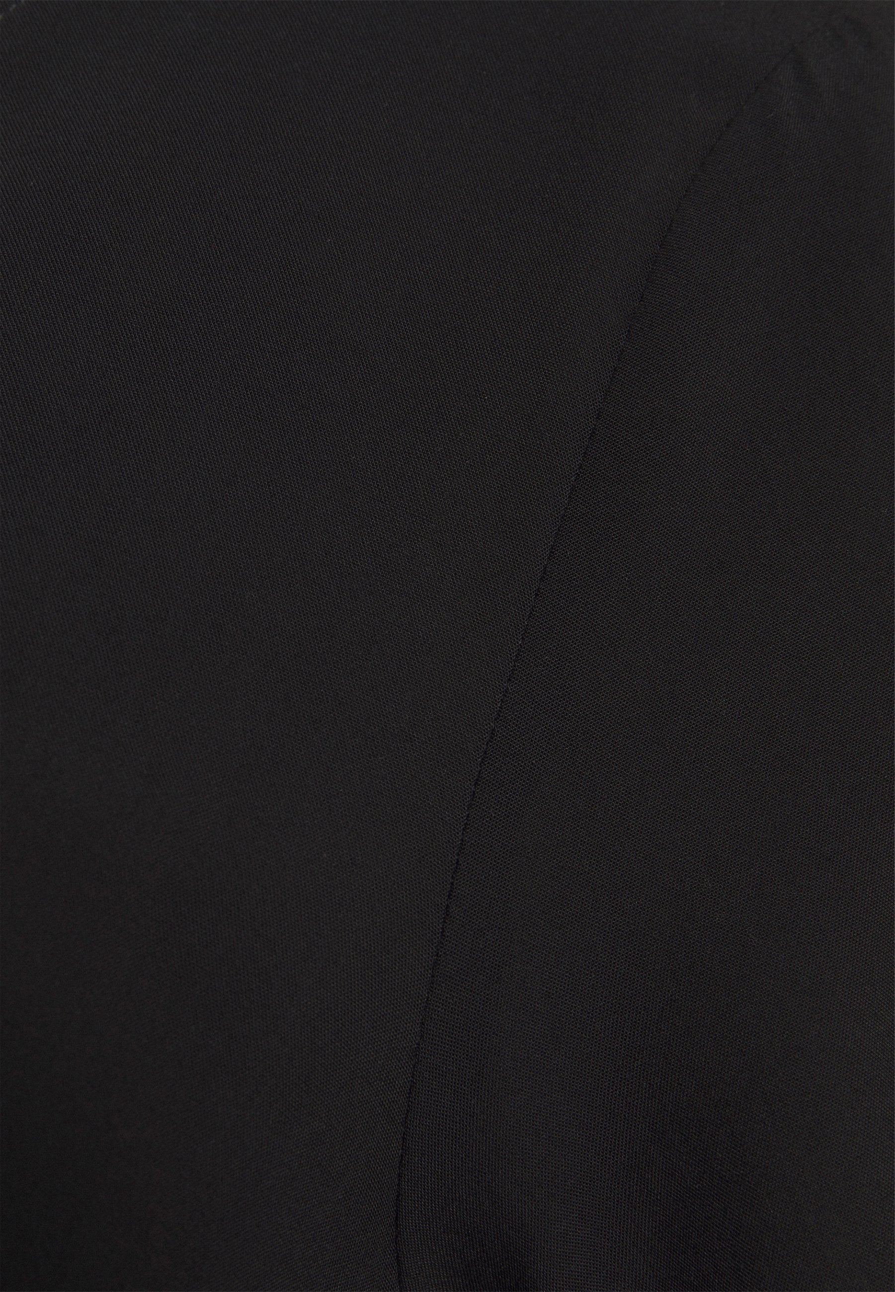  Basic T-Shirt - Black