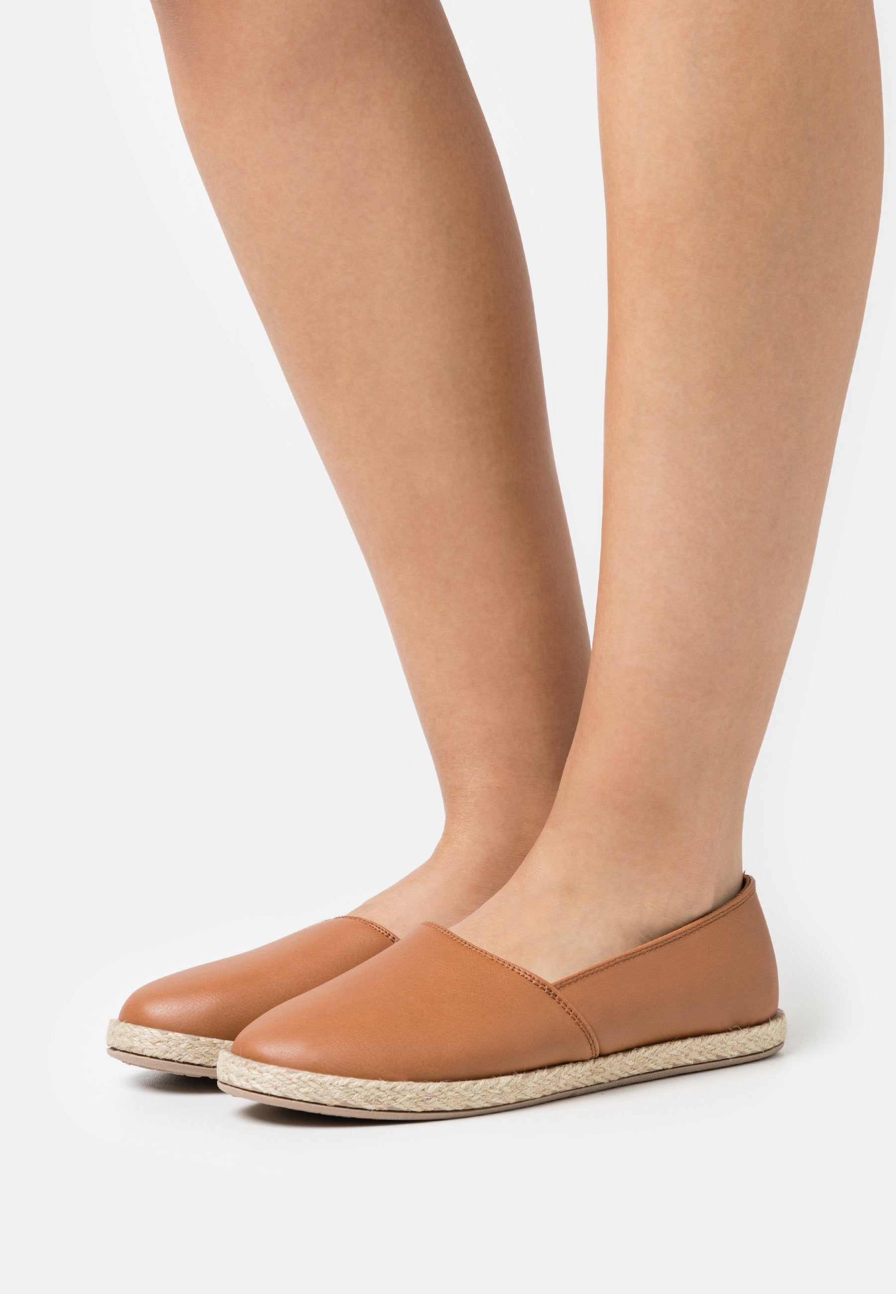 Anna Field Slip-Ons - Cognac