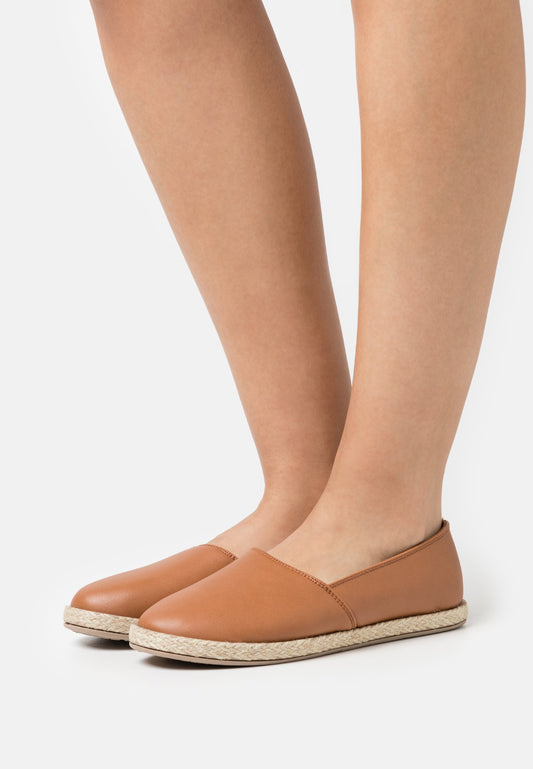 Anna Field Slip-Ons - Cognac