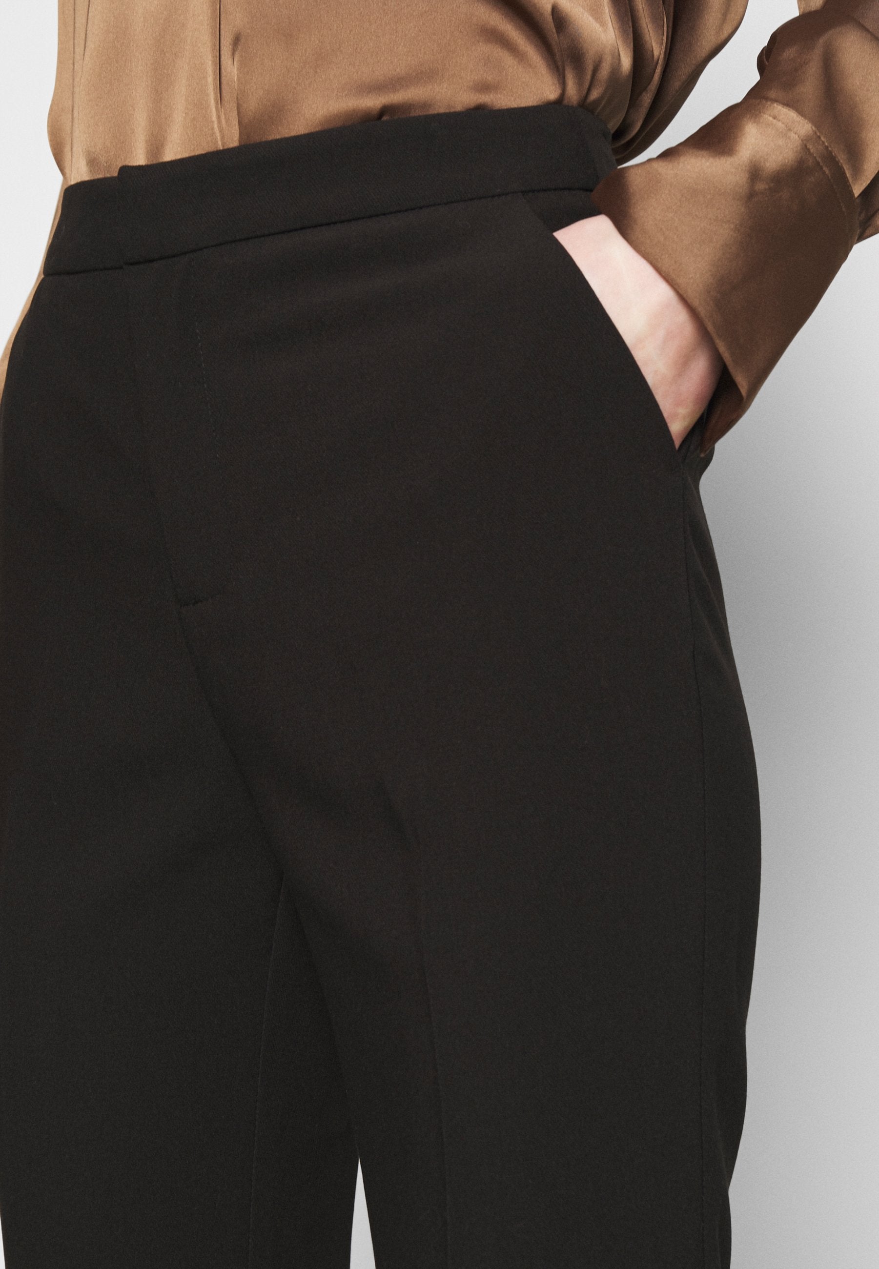 Anna Field Trousers - Black