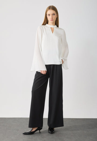 Anna Field Blouse - Cloud Dancer