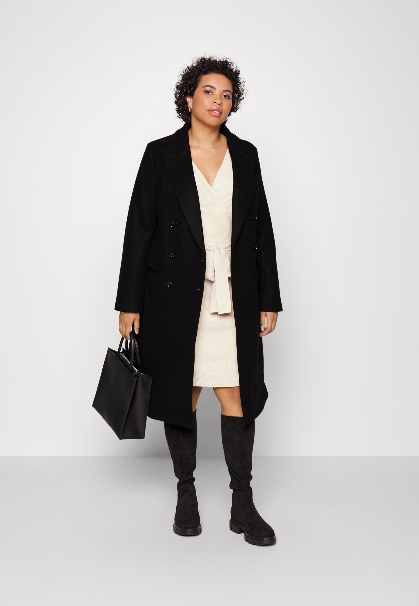  Classic Coat - Black