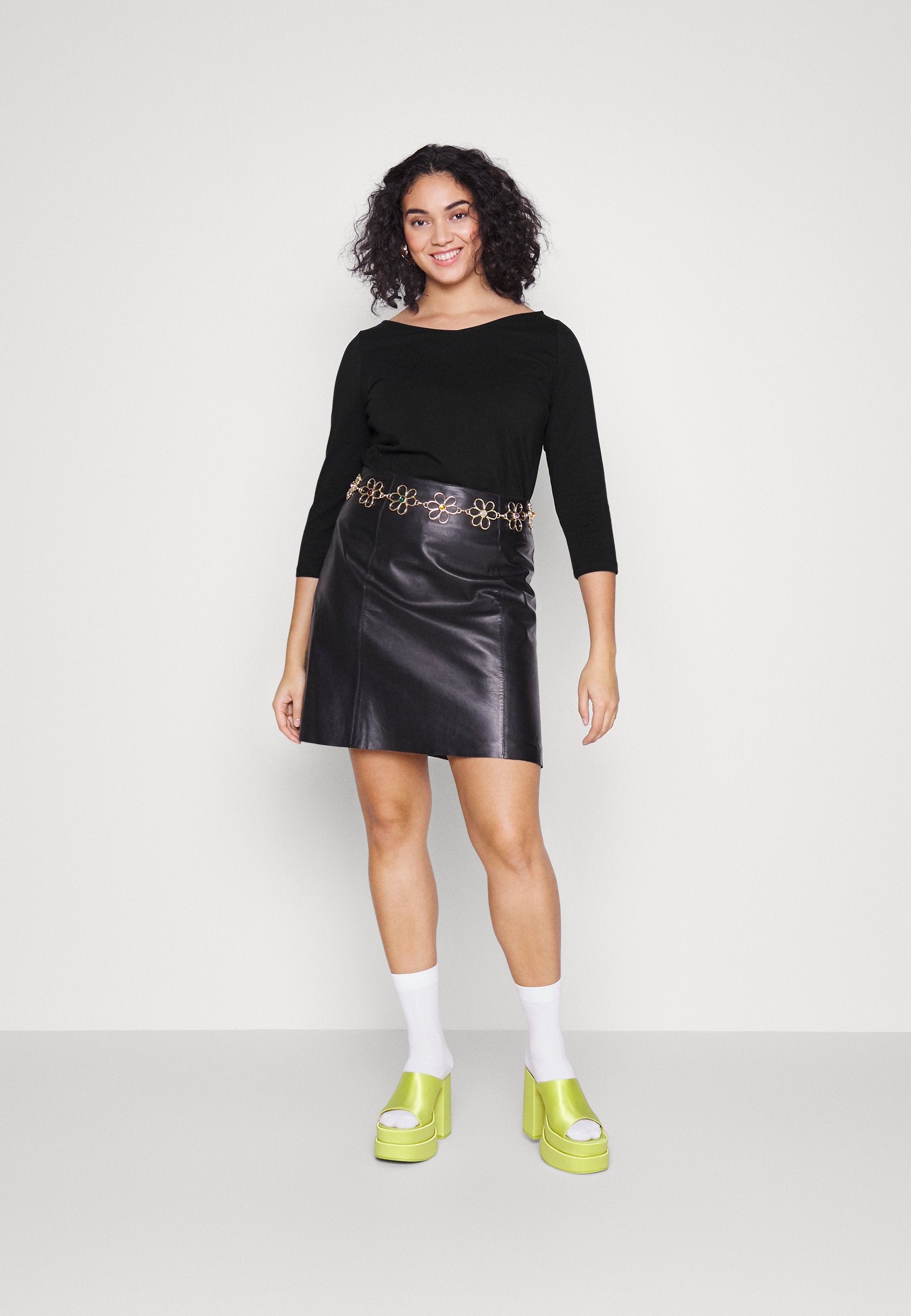  Long Sleeved Top - Black