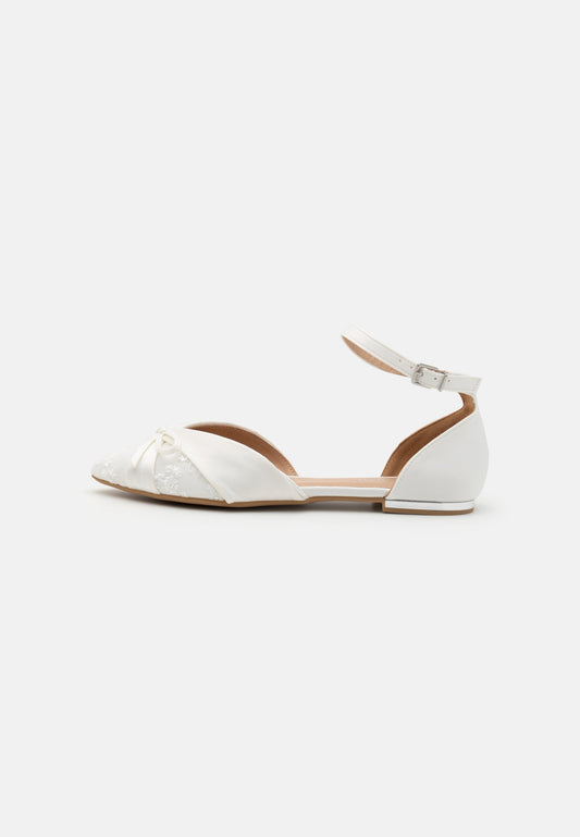 Anna Field BREEZE - Ankle Strap Ballet Pumps - White