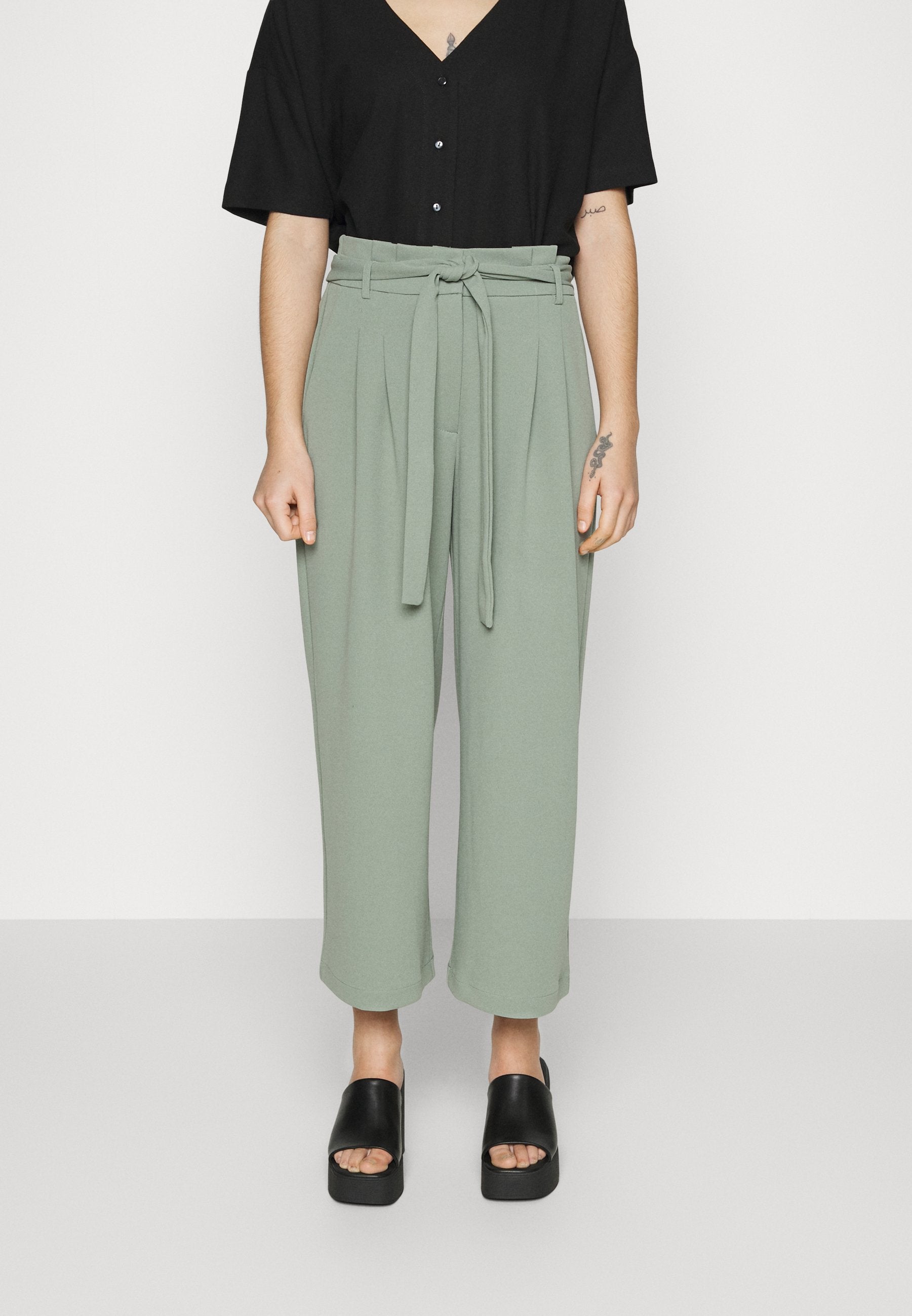  Circular Petite - Trousers