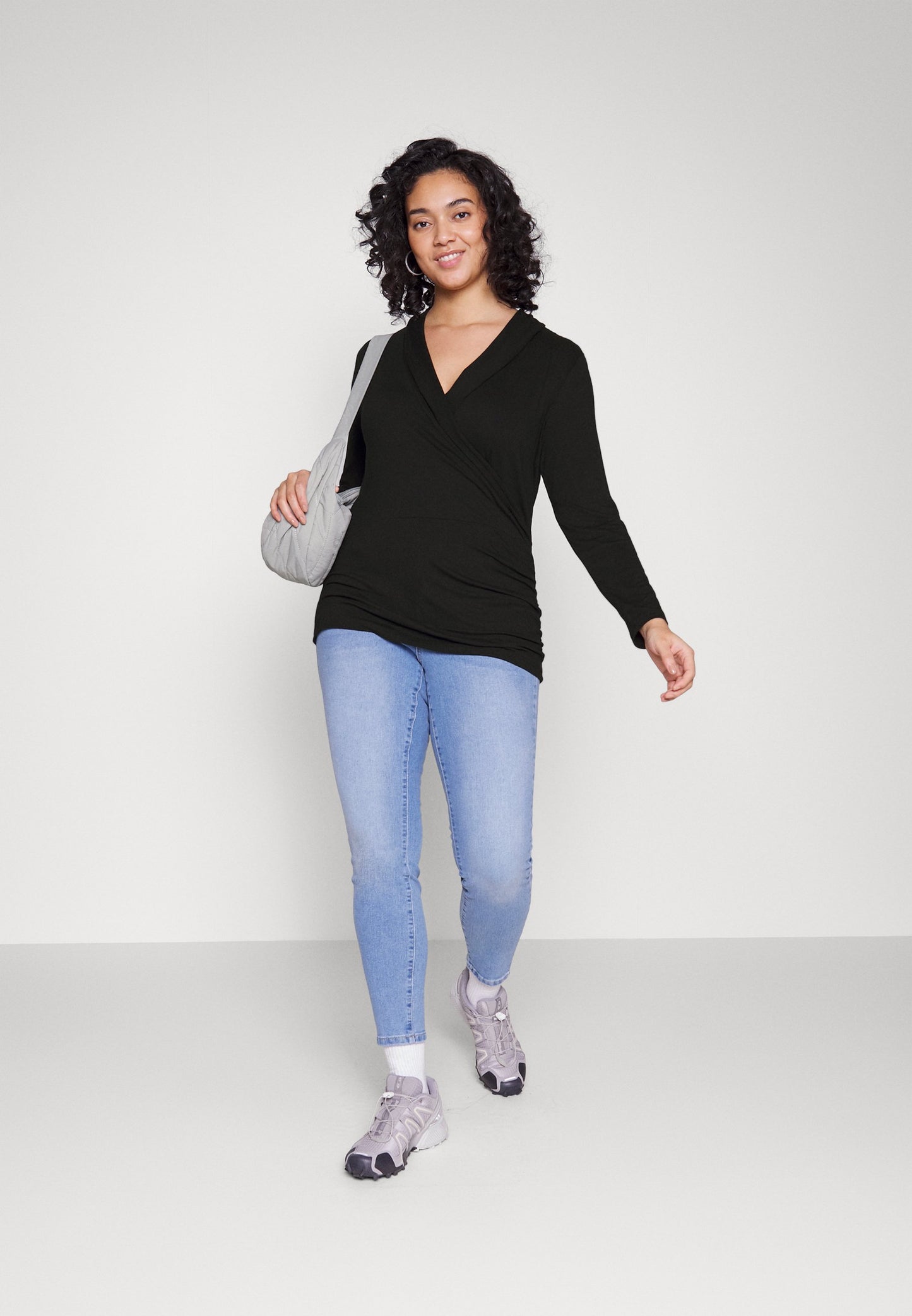  Long Sleeved Top -Black