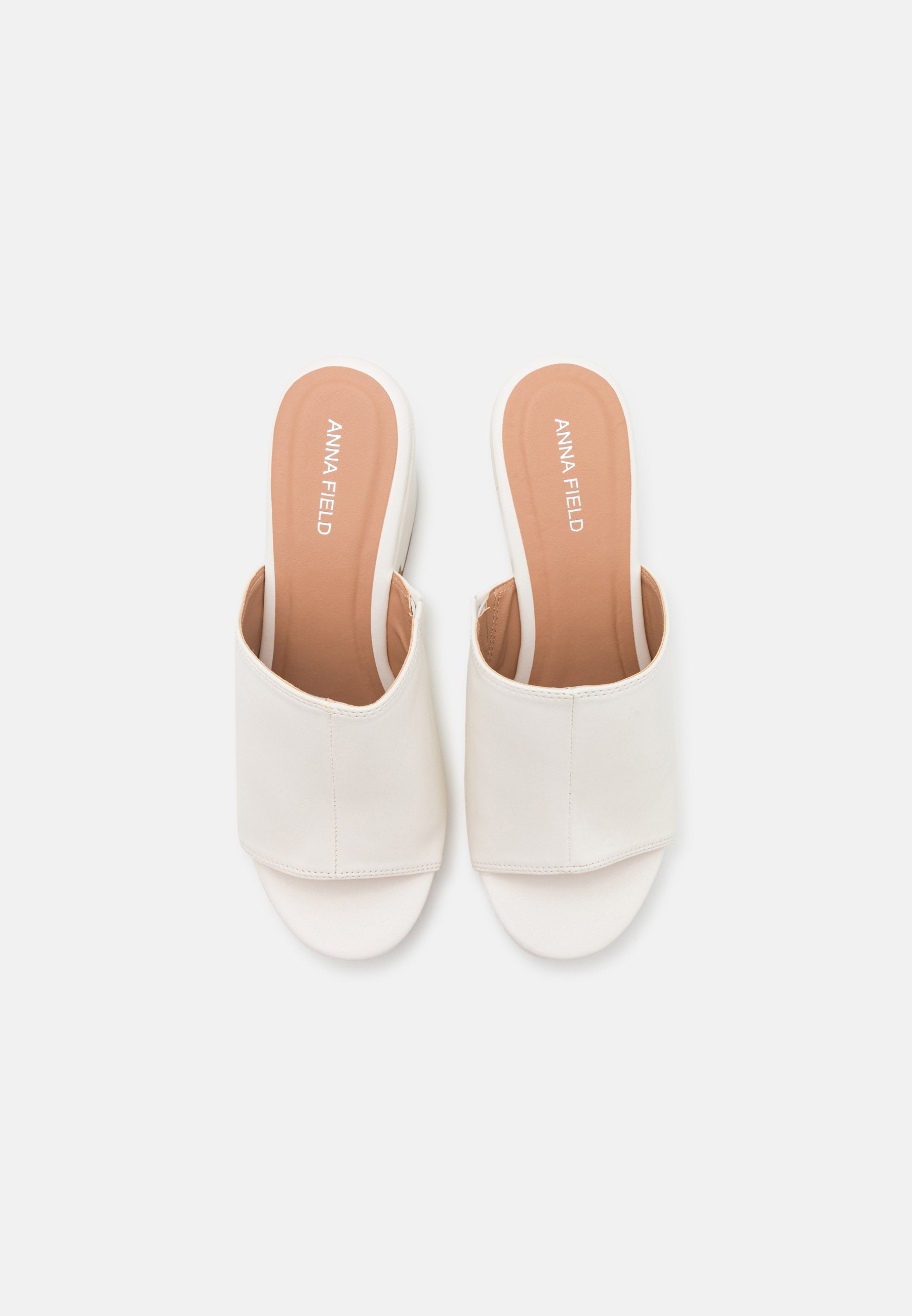  Wide Fit - Heeled Mules -White