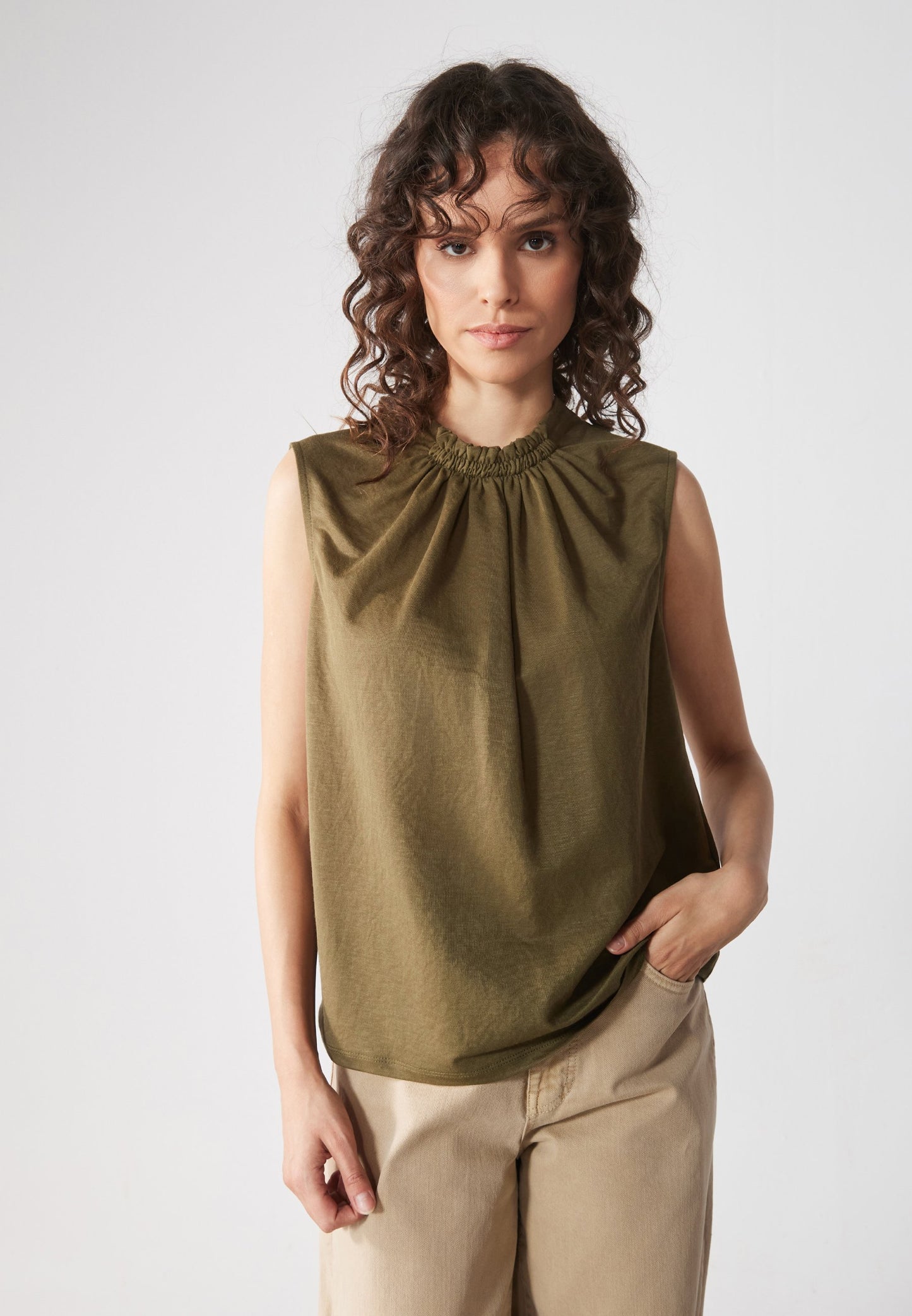 Anna Field Top - Dark Olive