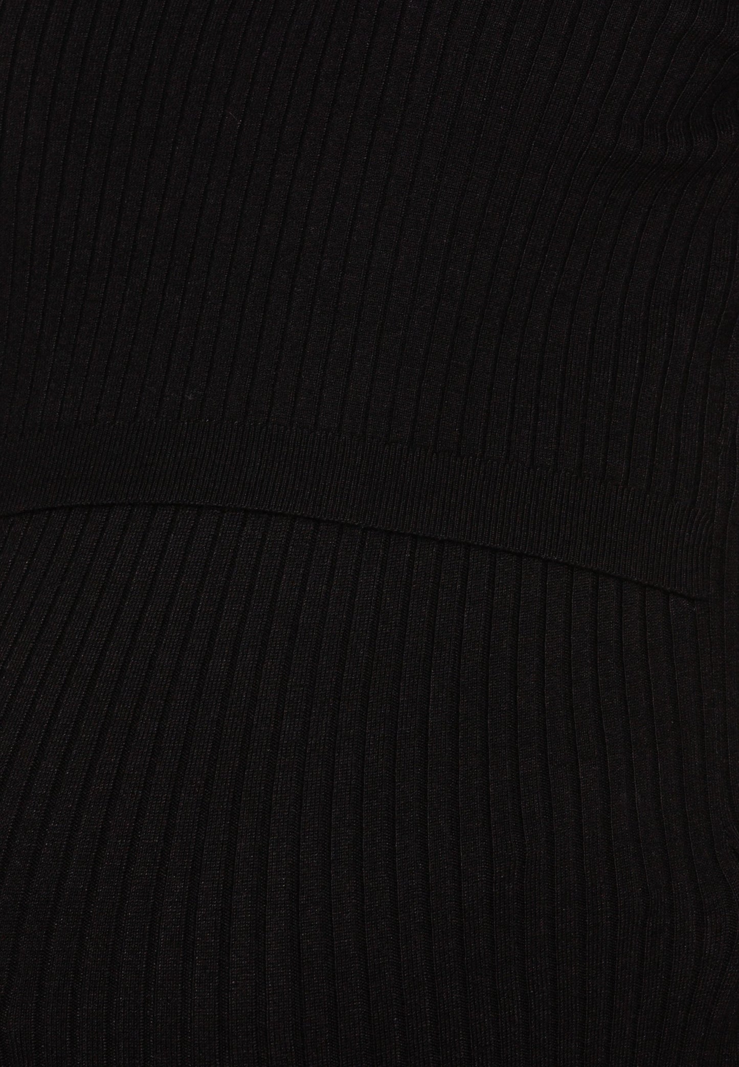  Nursing Overlap - Jumper - Black