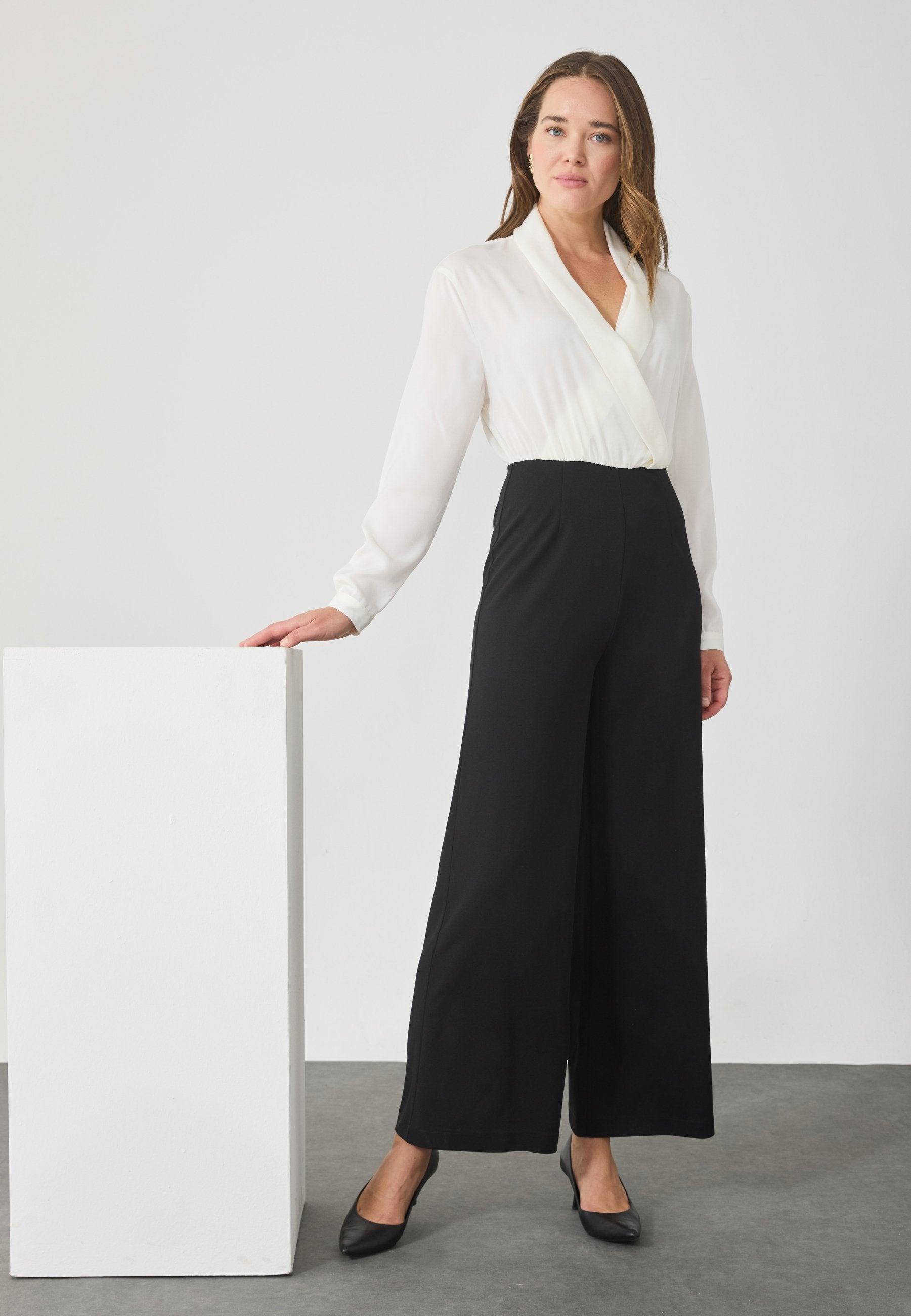 Anna Field Jumpsuit - Offwhite/black